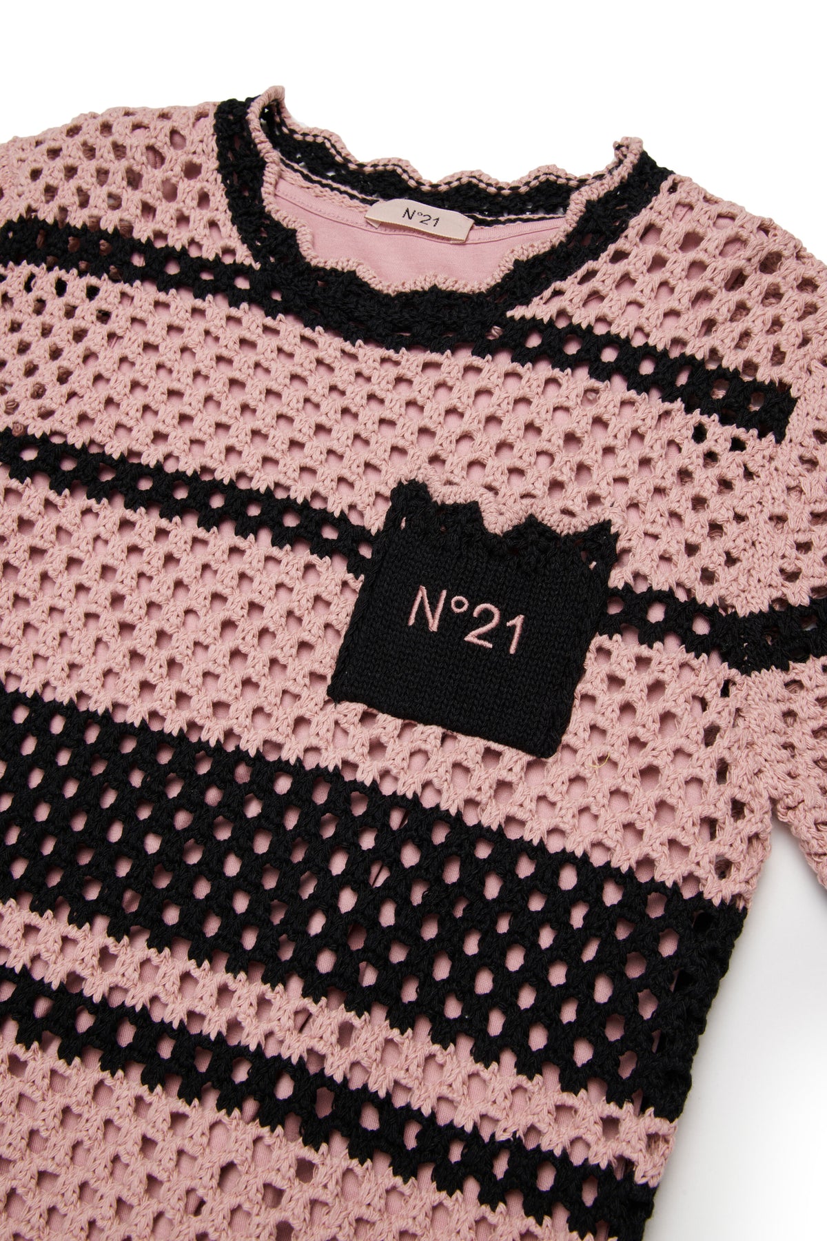 Robe en crochet avec logo