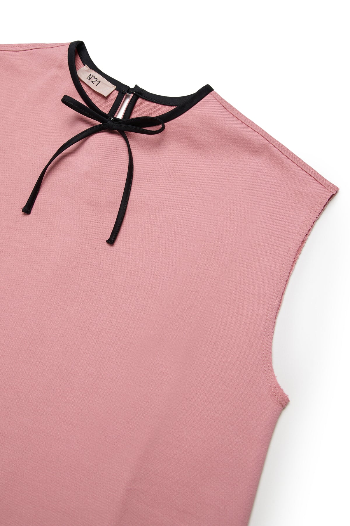 Robe avec volant et nœud contrastant