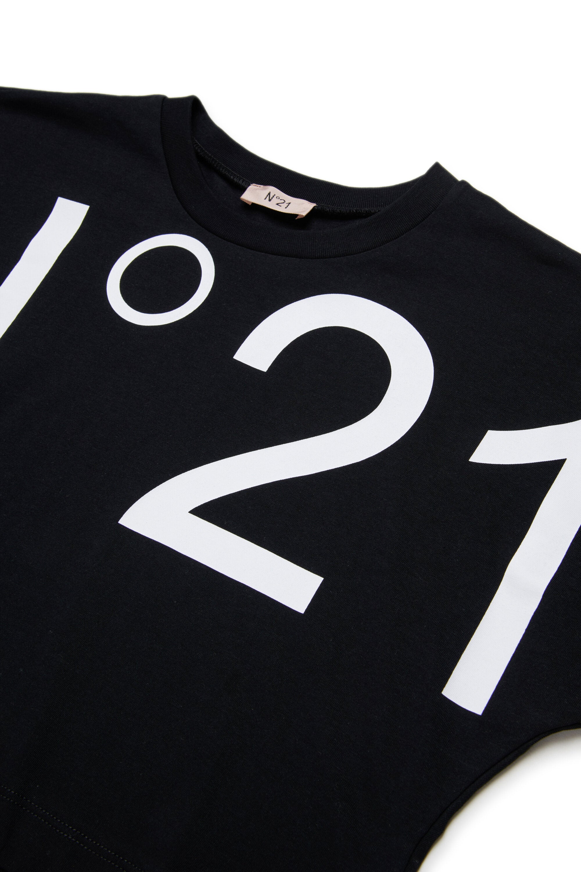 T-Shirt mit großem Frontlogo