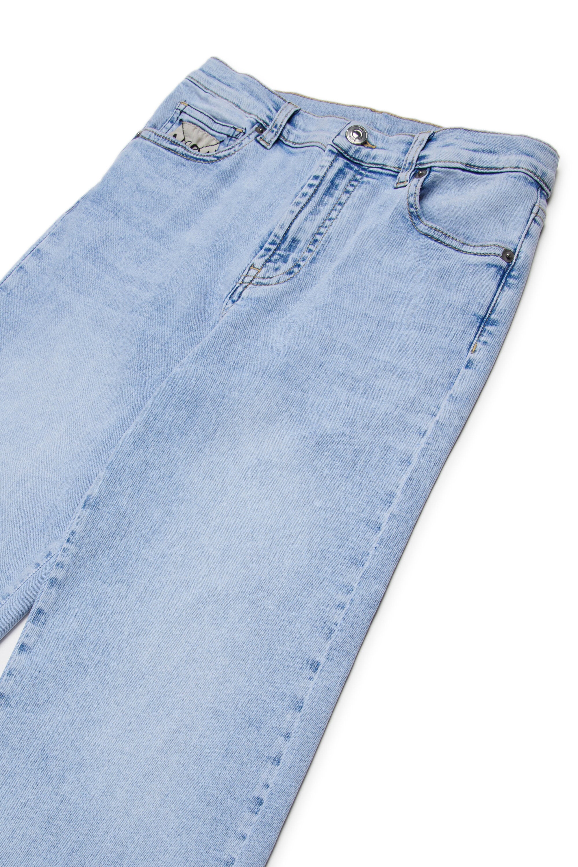 Jeans relaxed lavaggio blu chiaro