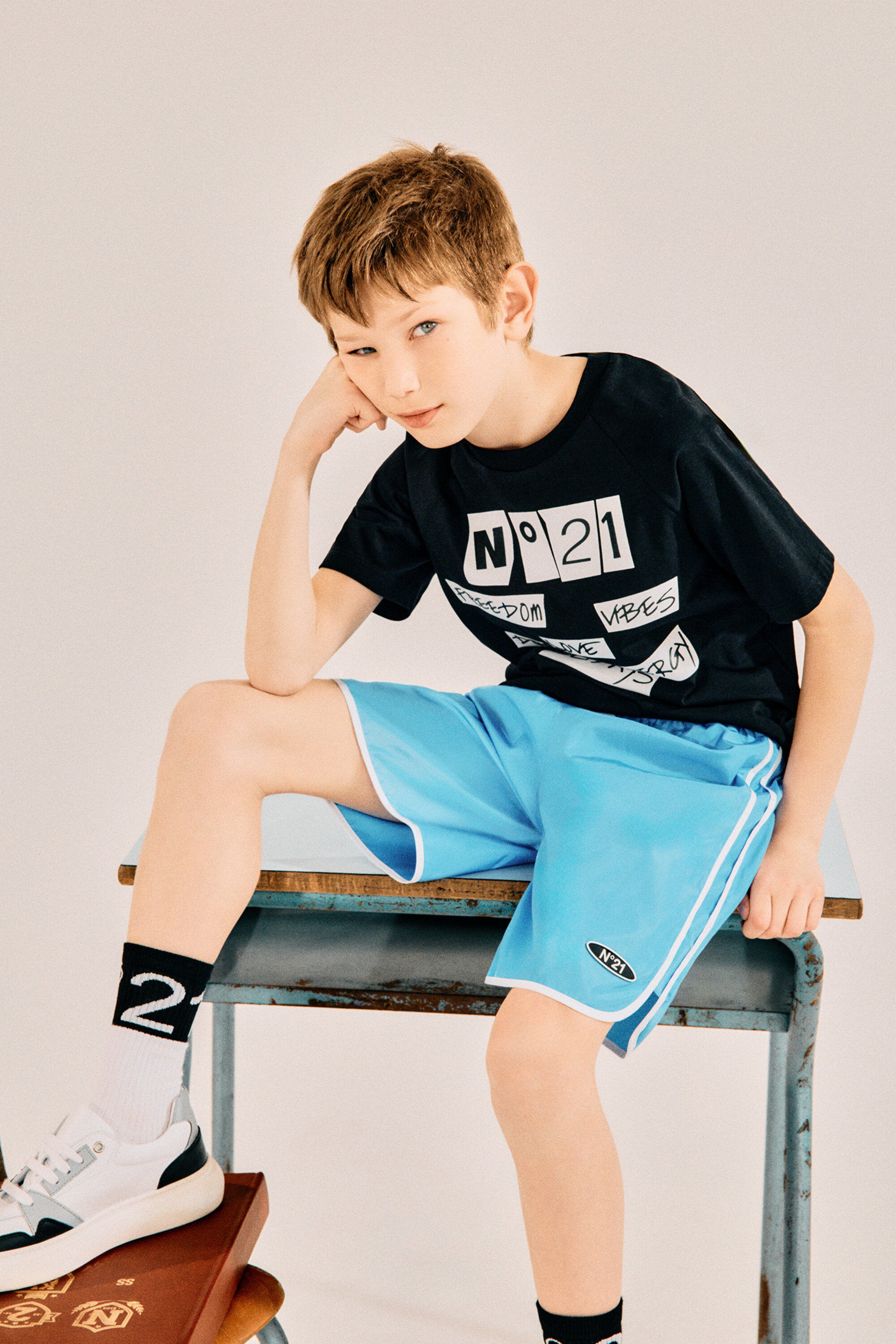 T-Shirt mit aufgedrucktem Logo