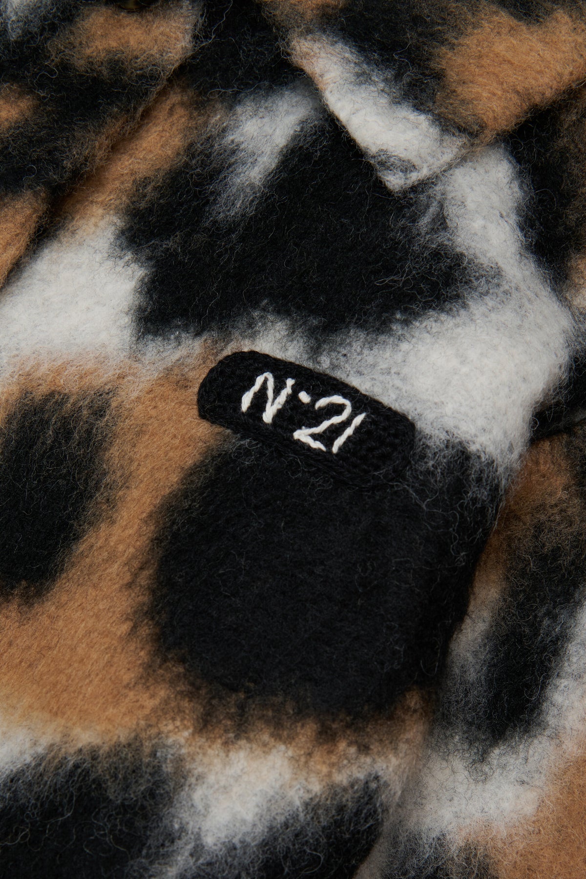Abrigo animal print efecto pelo