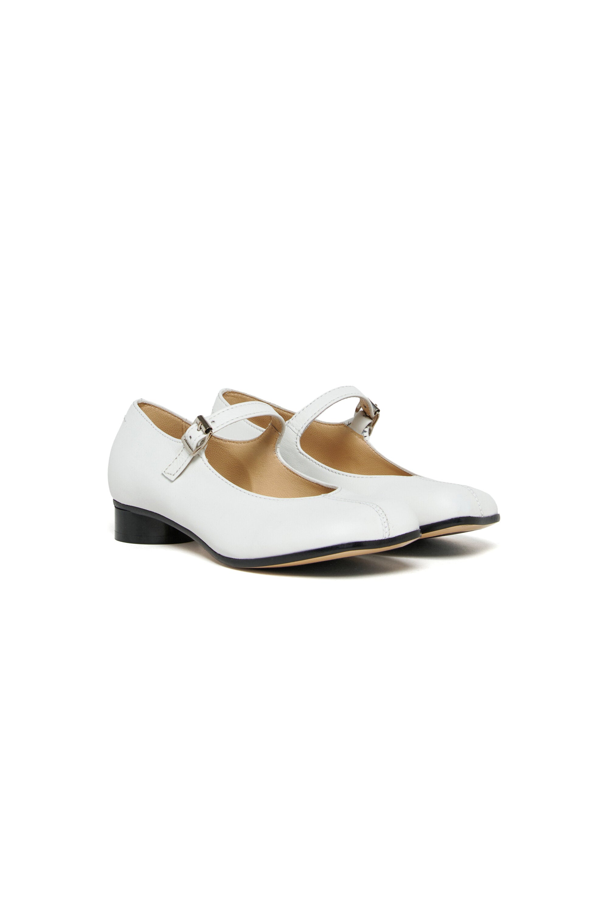 Mary-Jane-Schuhe mit anatomischer Spitze