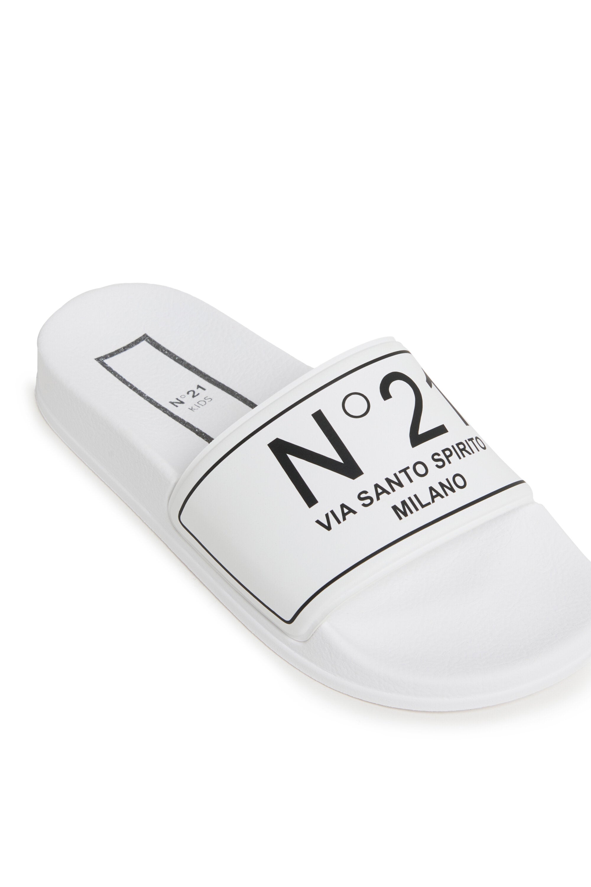 Pantoufles de marque