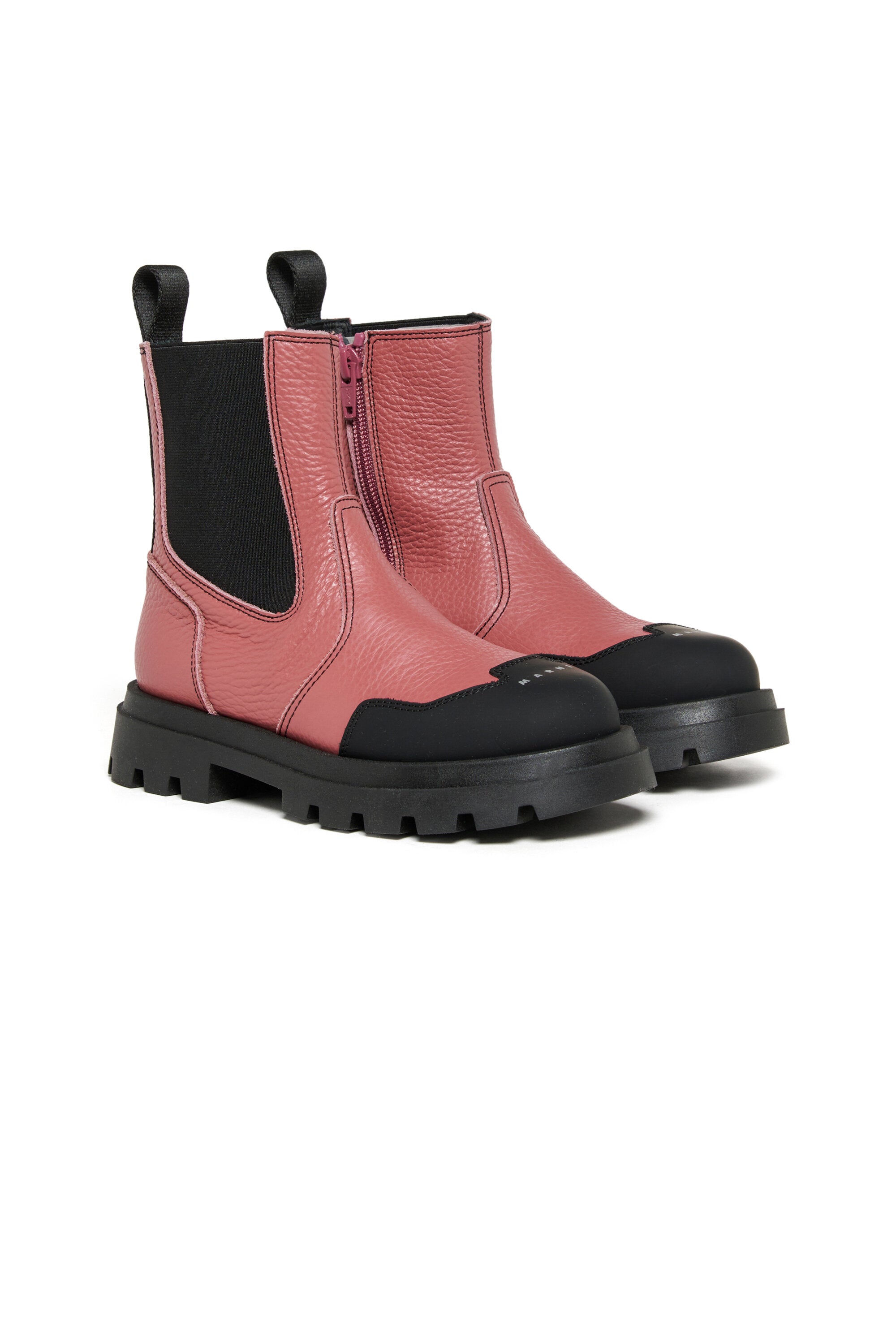 Chelsea-Stiefel mit Logo an der Spitze