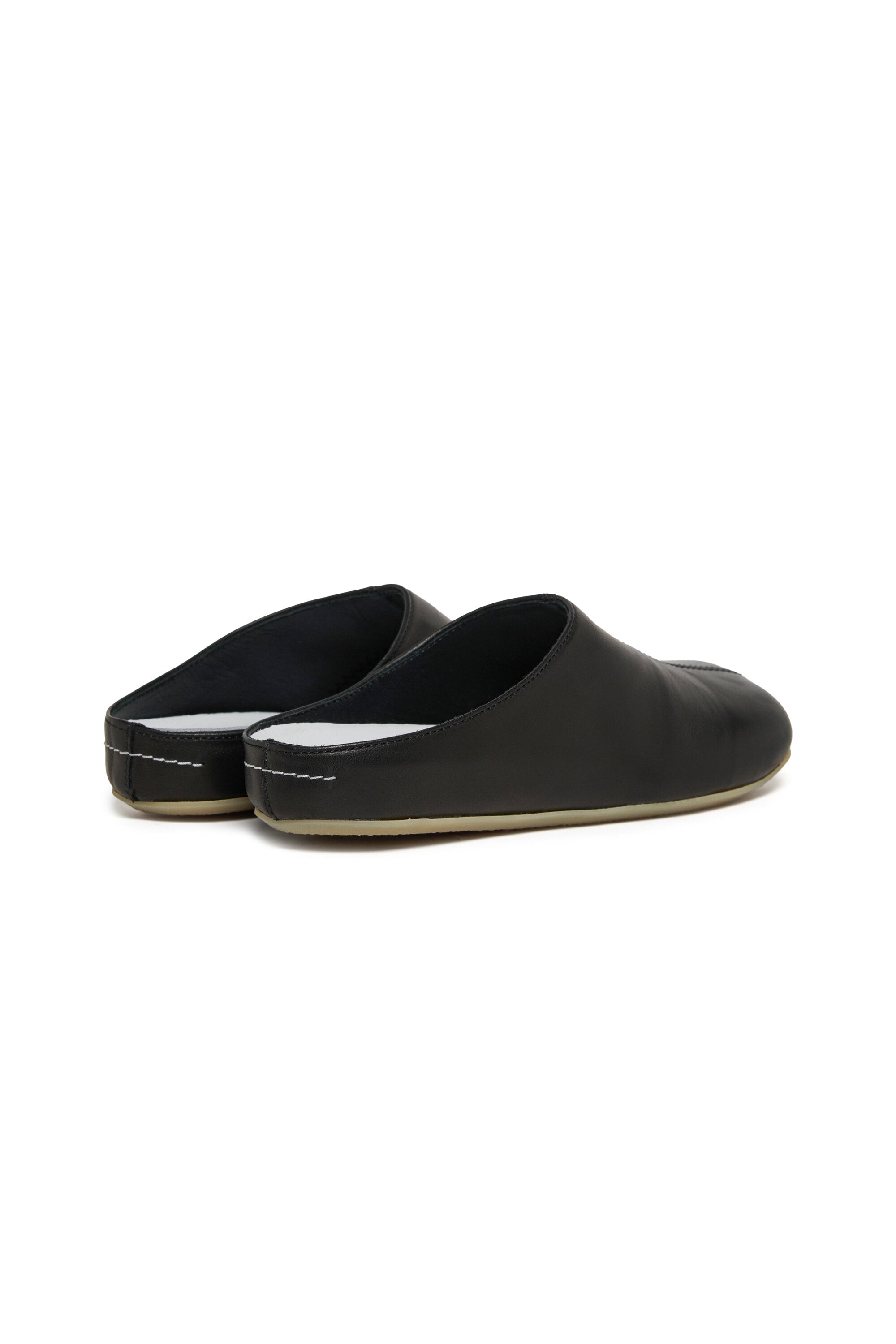 Minimalistische Mules mit Logo