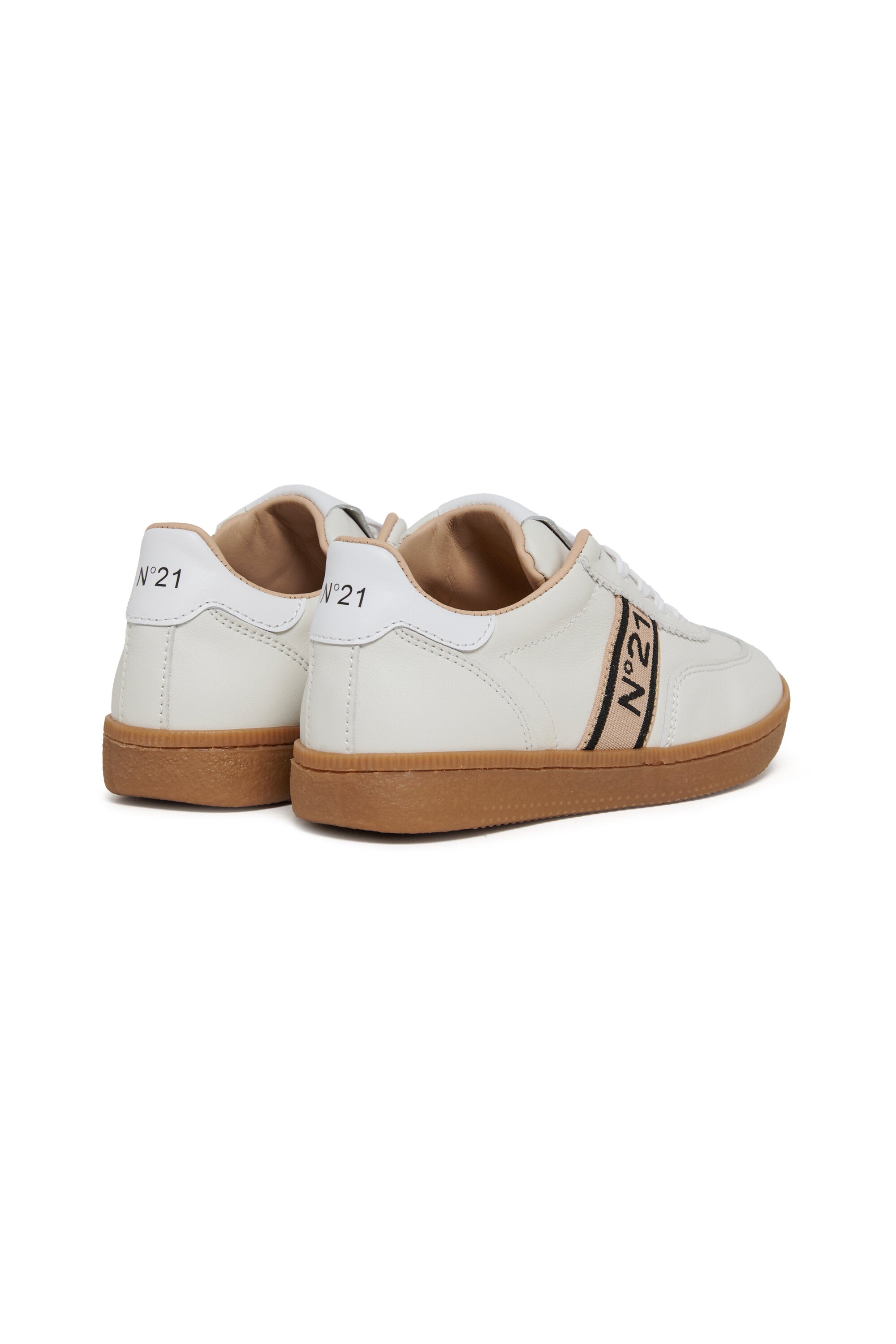Sneakers mit Logo