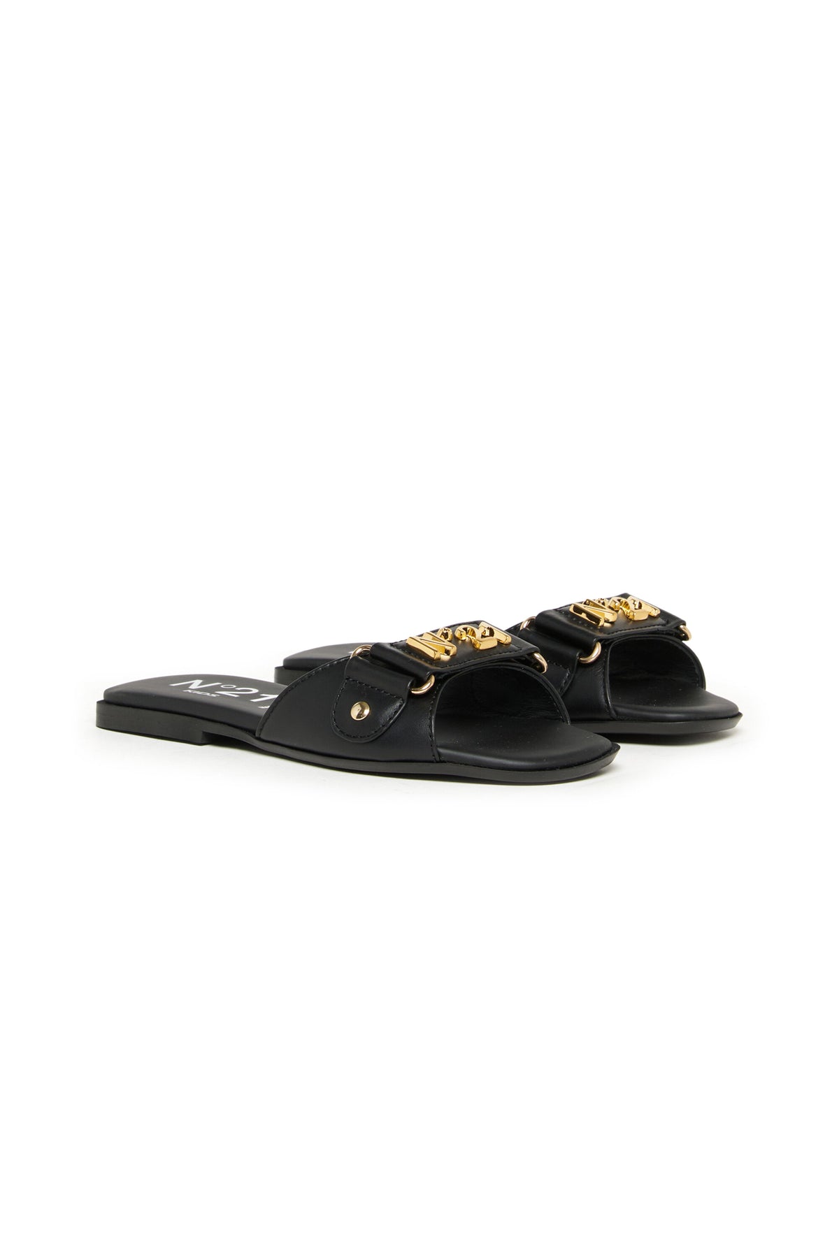 Ciabattina in pelle con logo metallico