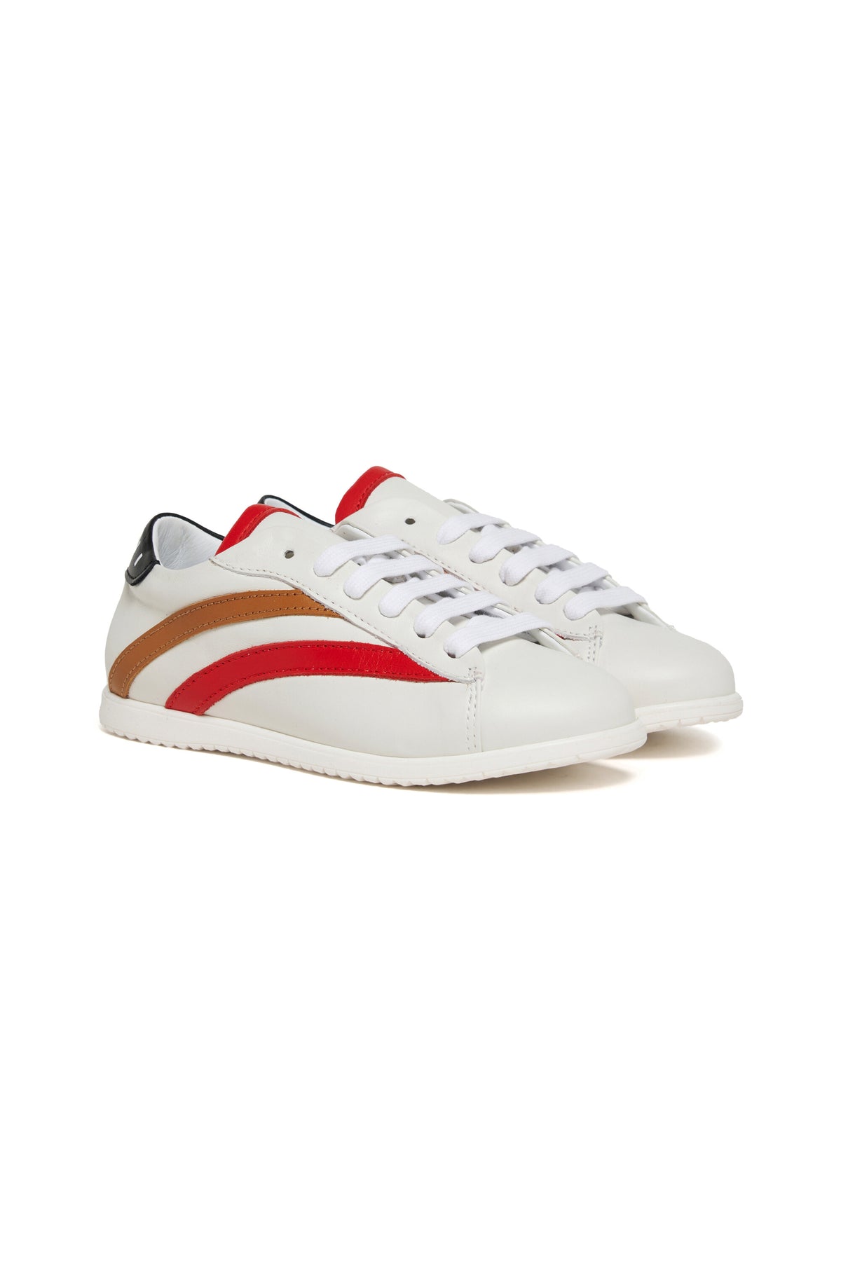 Zapatillas con logo en el talón