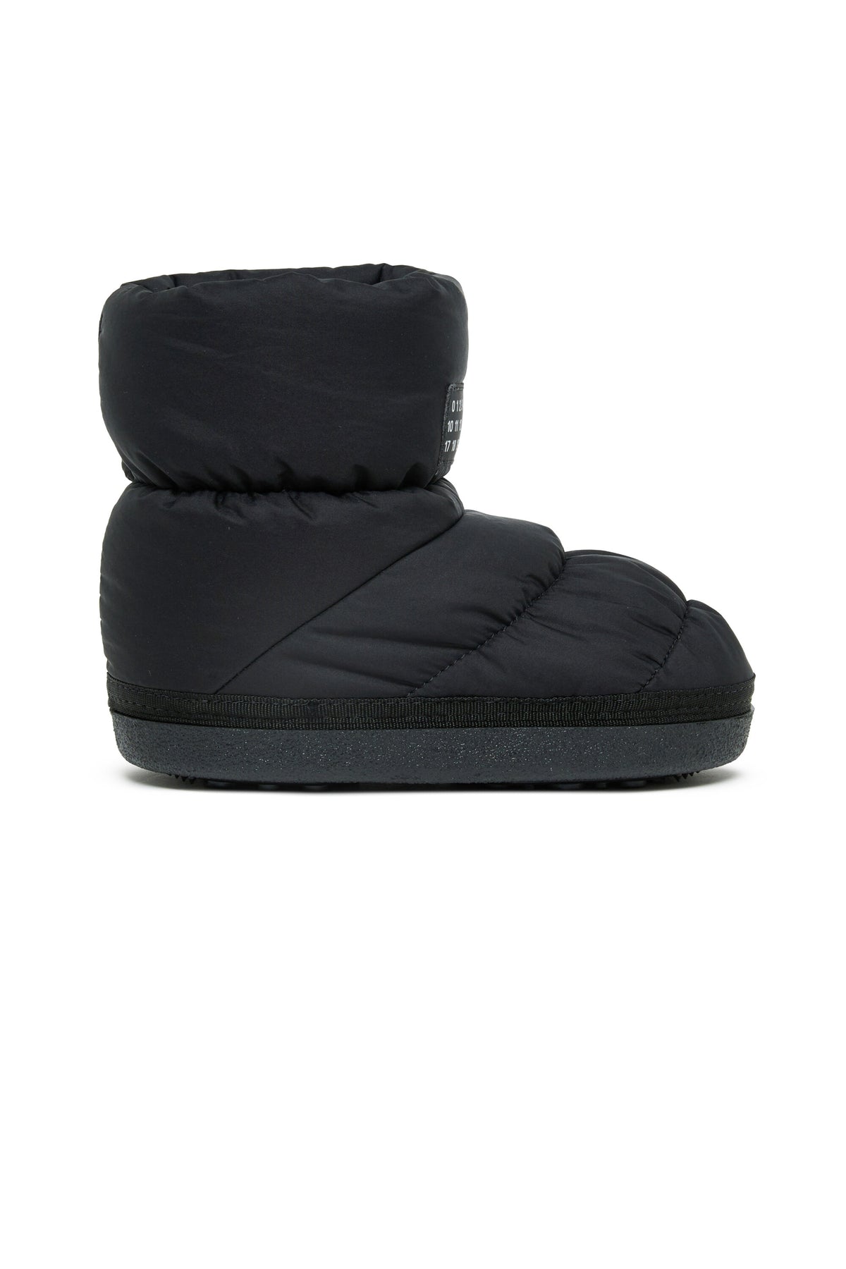 Schneestiefel mit Zahlenlogo