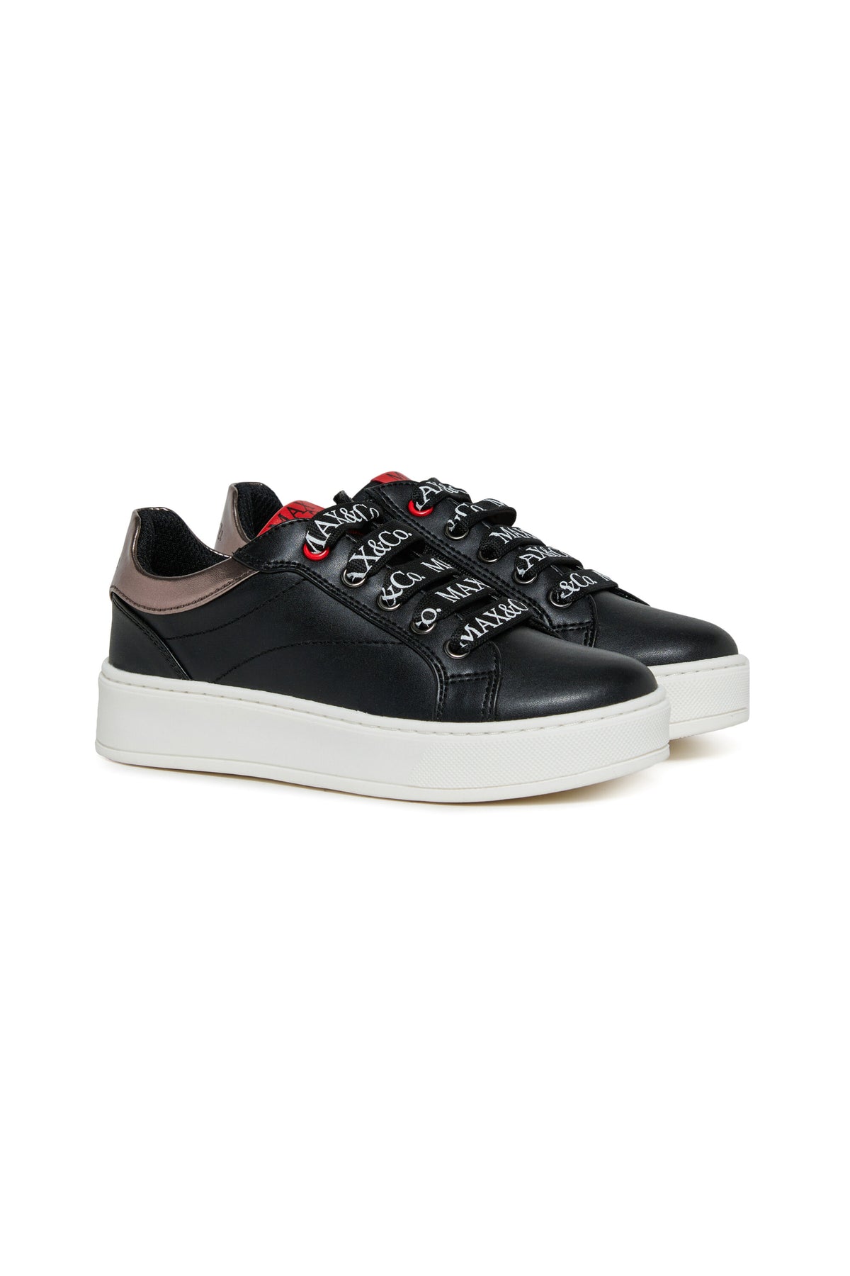 Zapatillas con logo