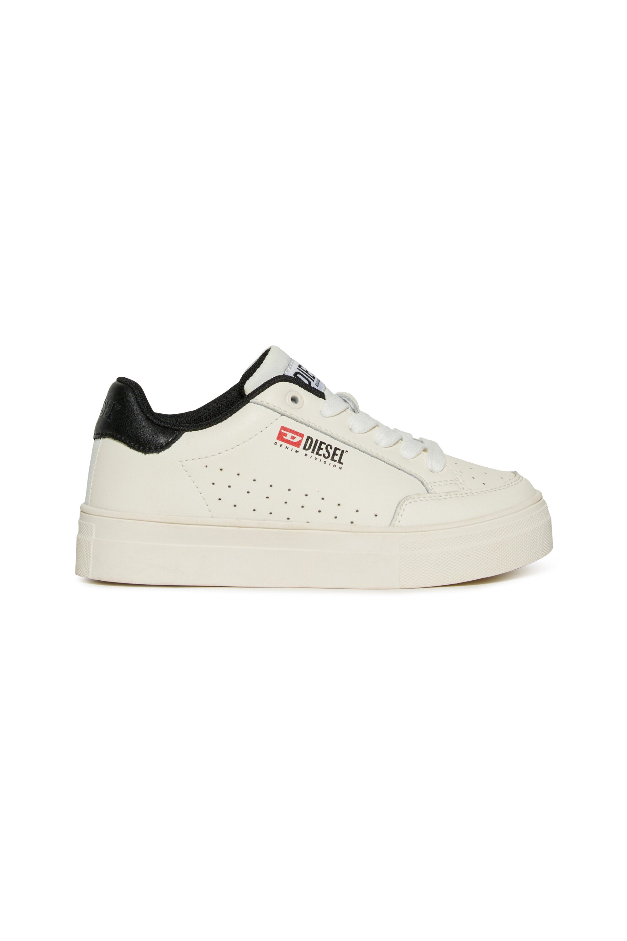 Vaneela low court trainers