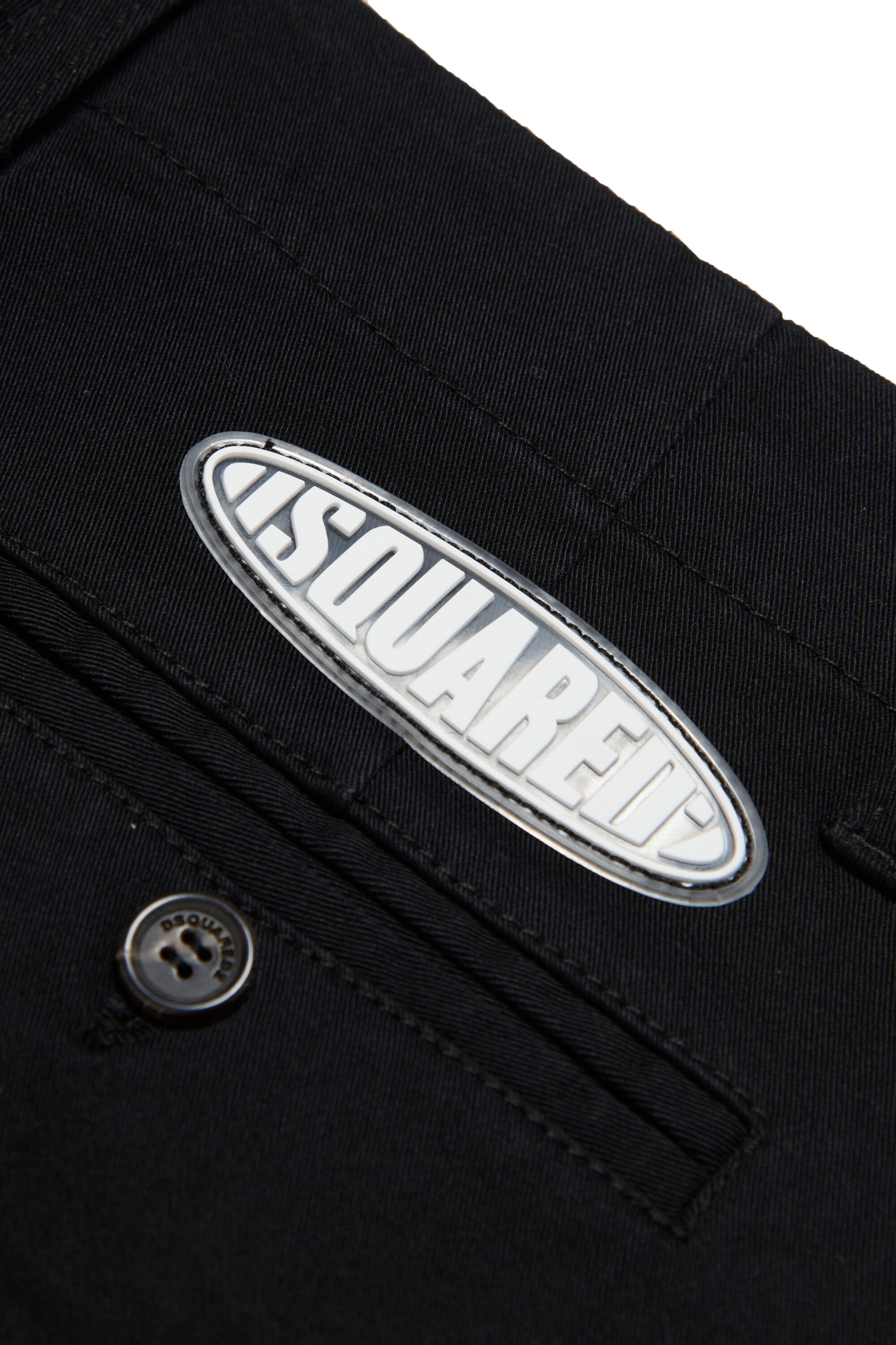 Shorts in gabardina con patch logo surf