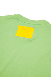 Camiseta con logotipo transparente