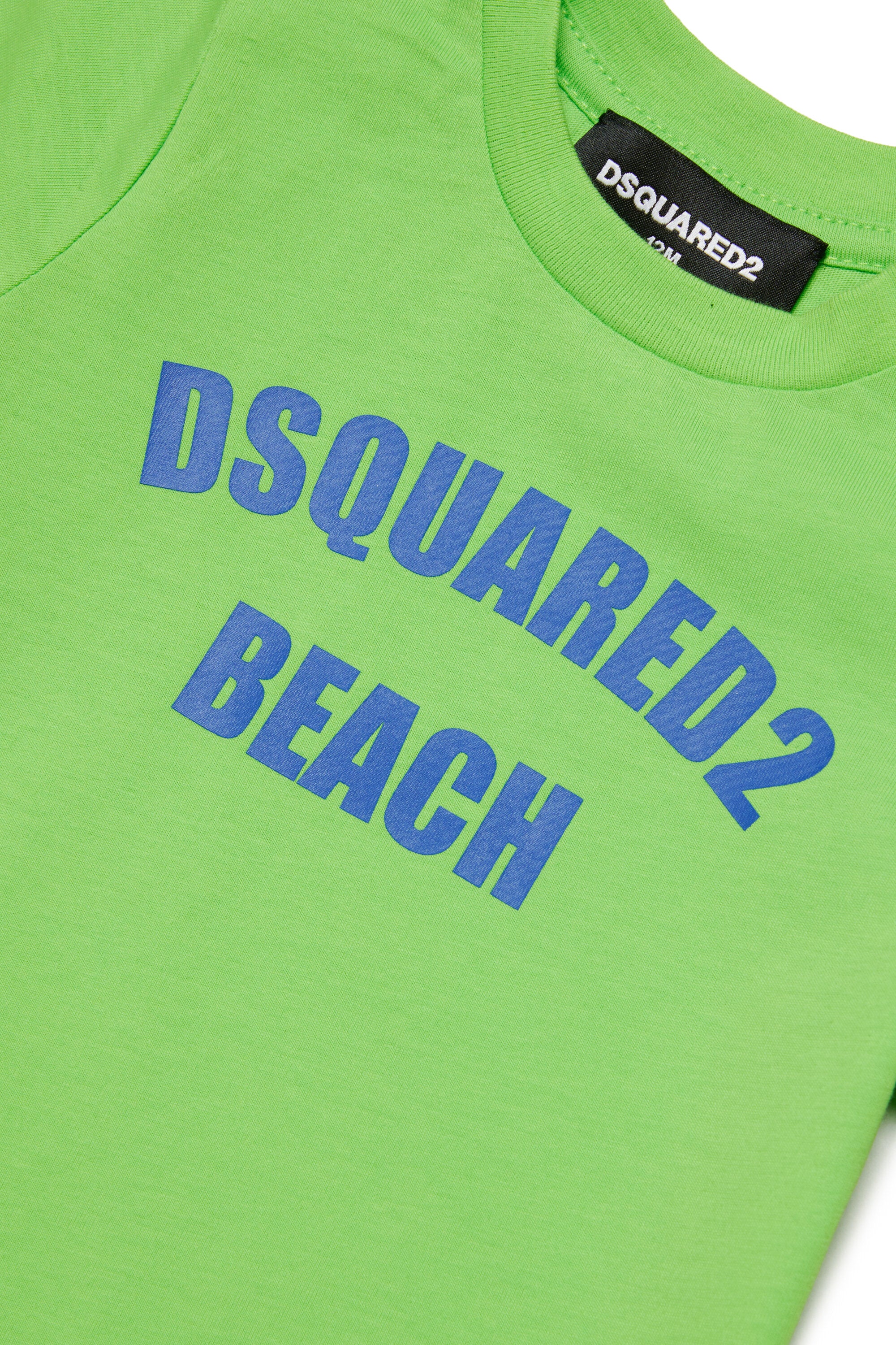 T-shirt con grafica Beach