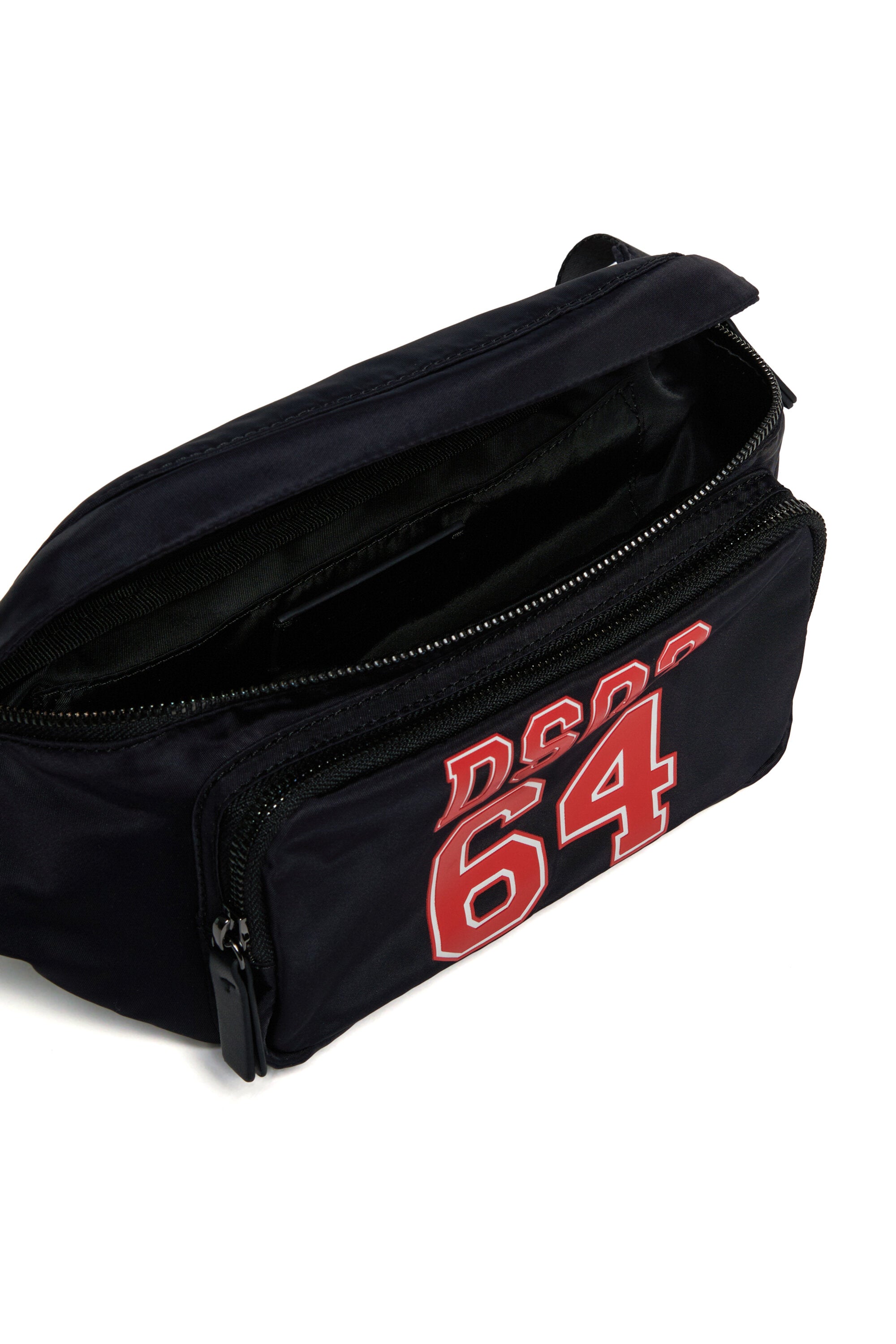 ⭐美品⭐Dsquared2　ウエストバッグ　ワッペン　ブラック ⭐美品⭐Dsquared2 ウエストバッグ ワッペン ブラック