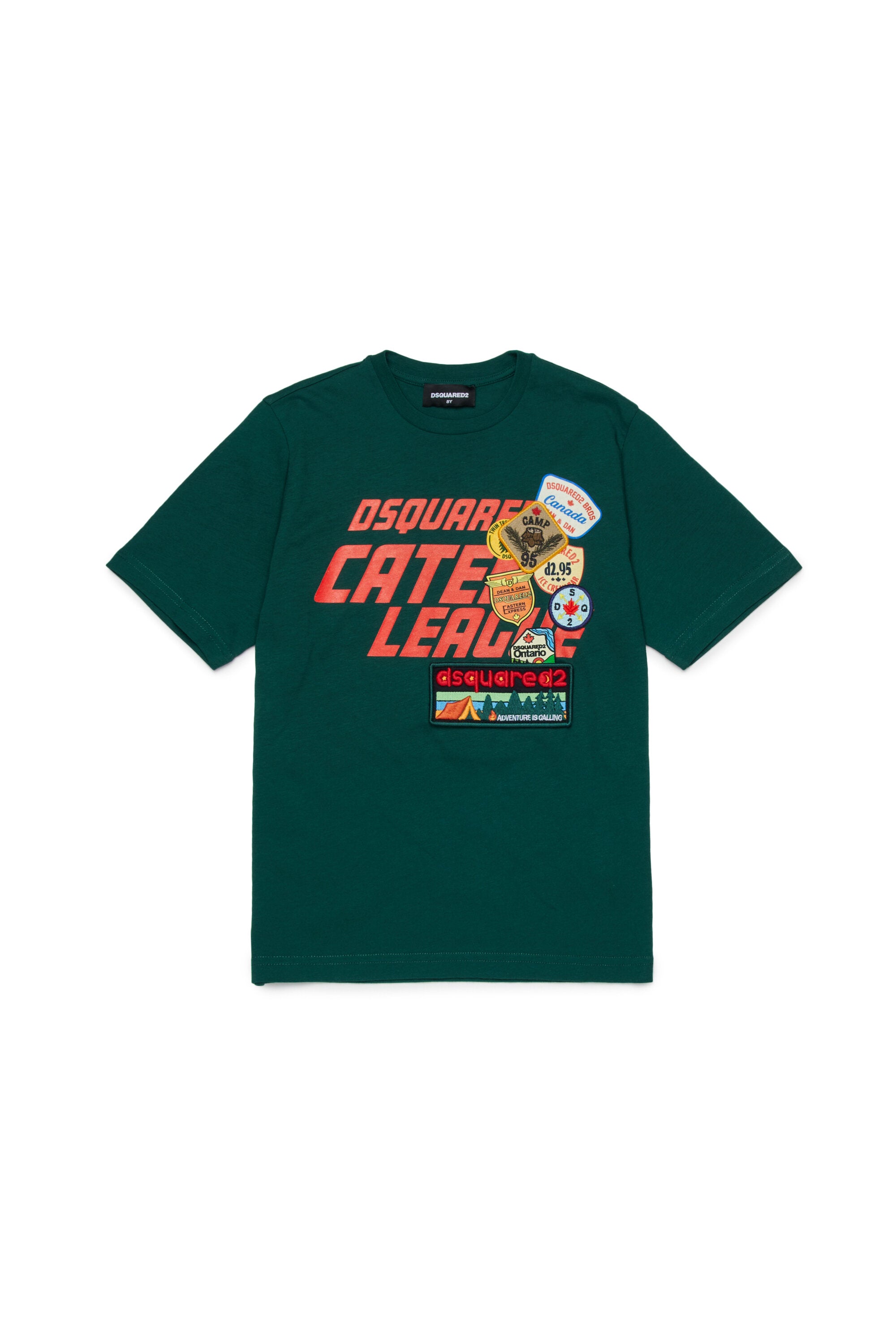 Camiseta con logo y aplicaciones de parches