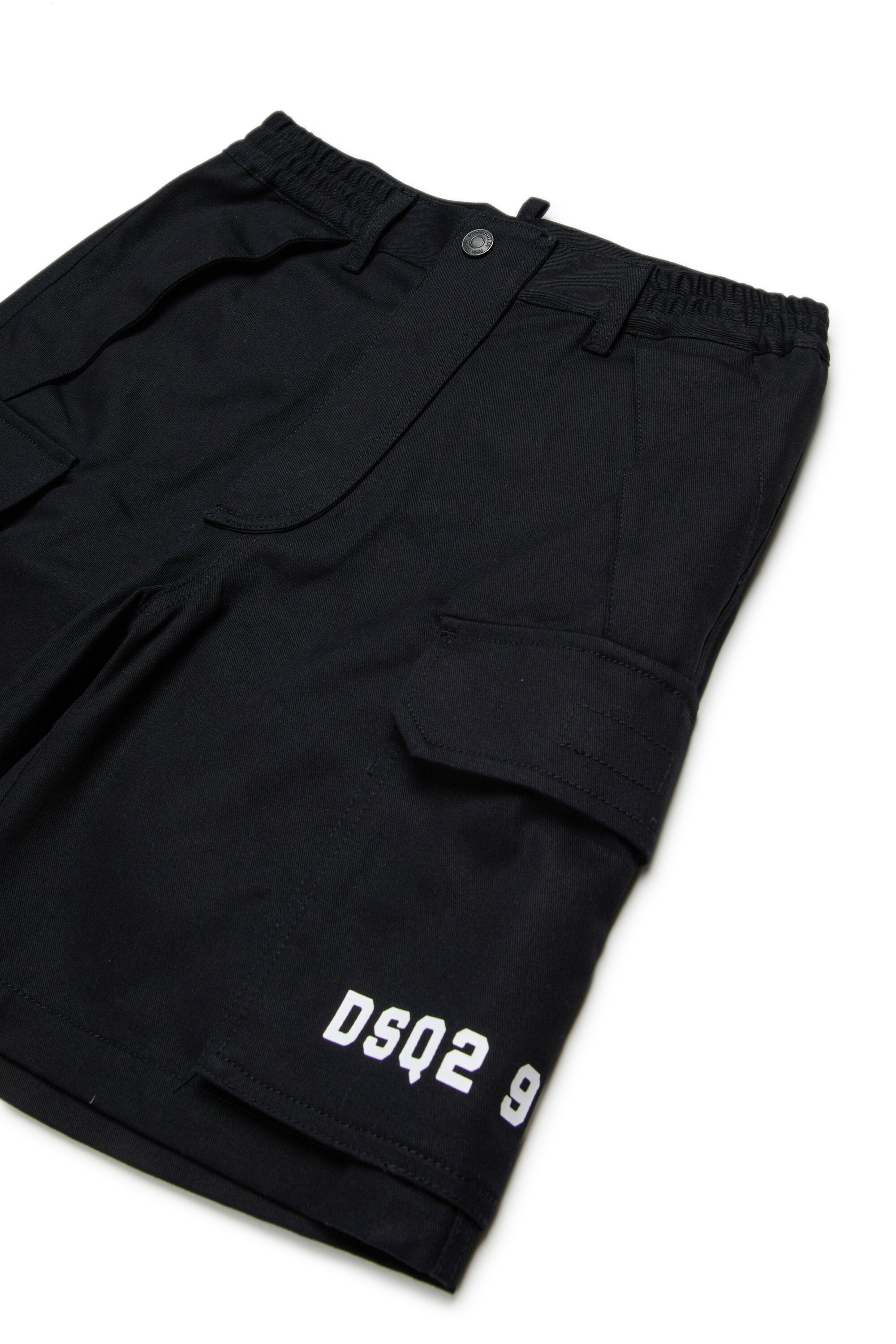 Shorts cargo con logo