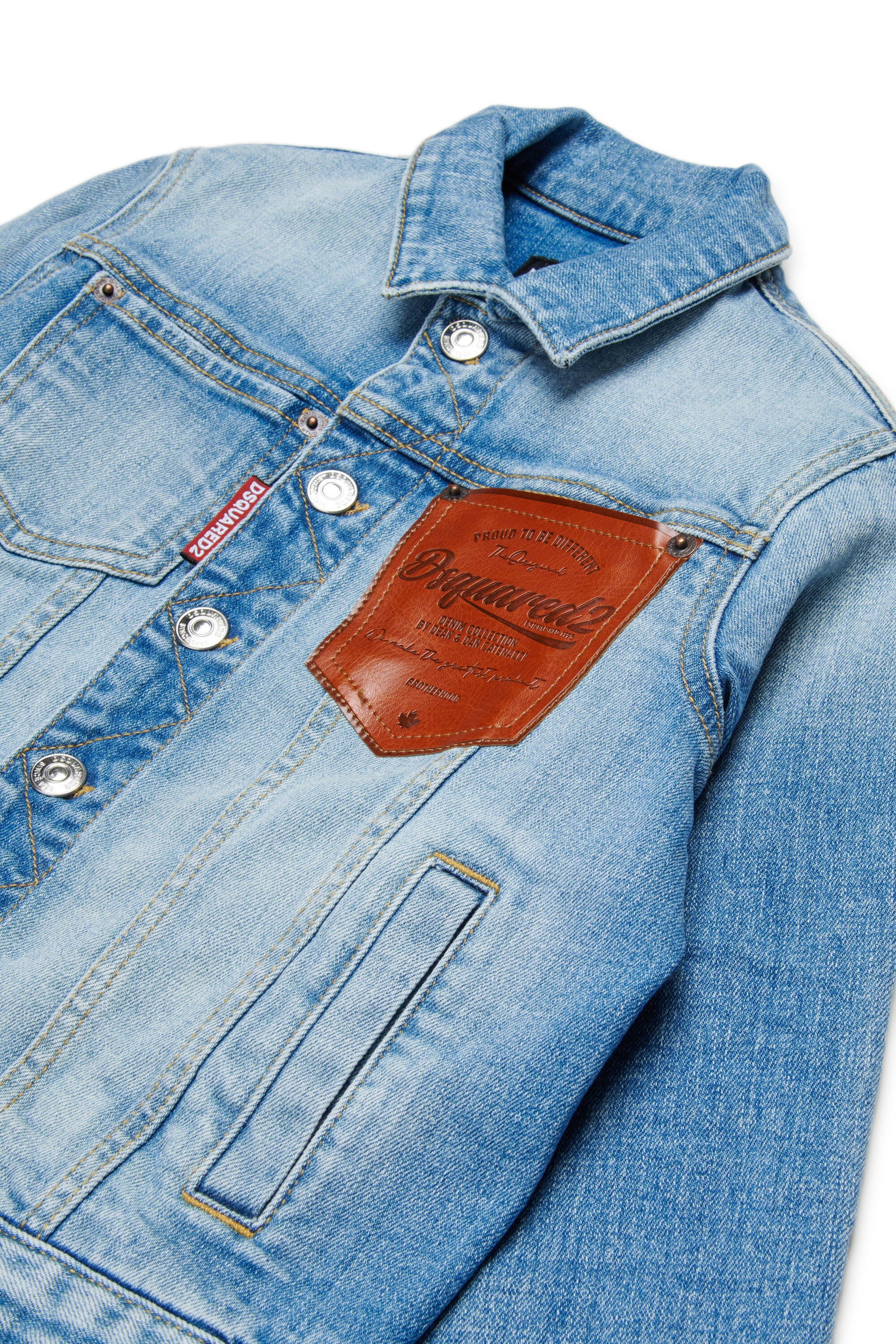 Denimjacke mit aufgedrucktem Logo