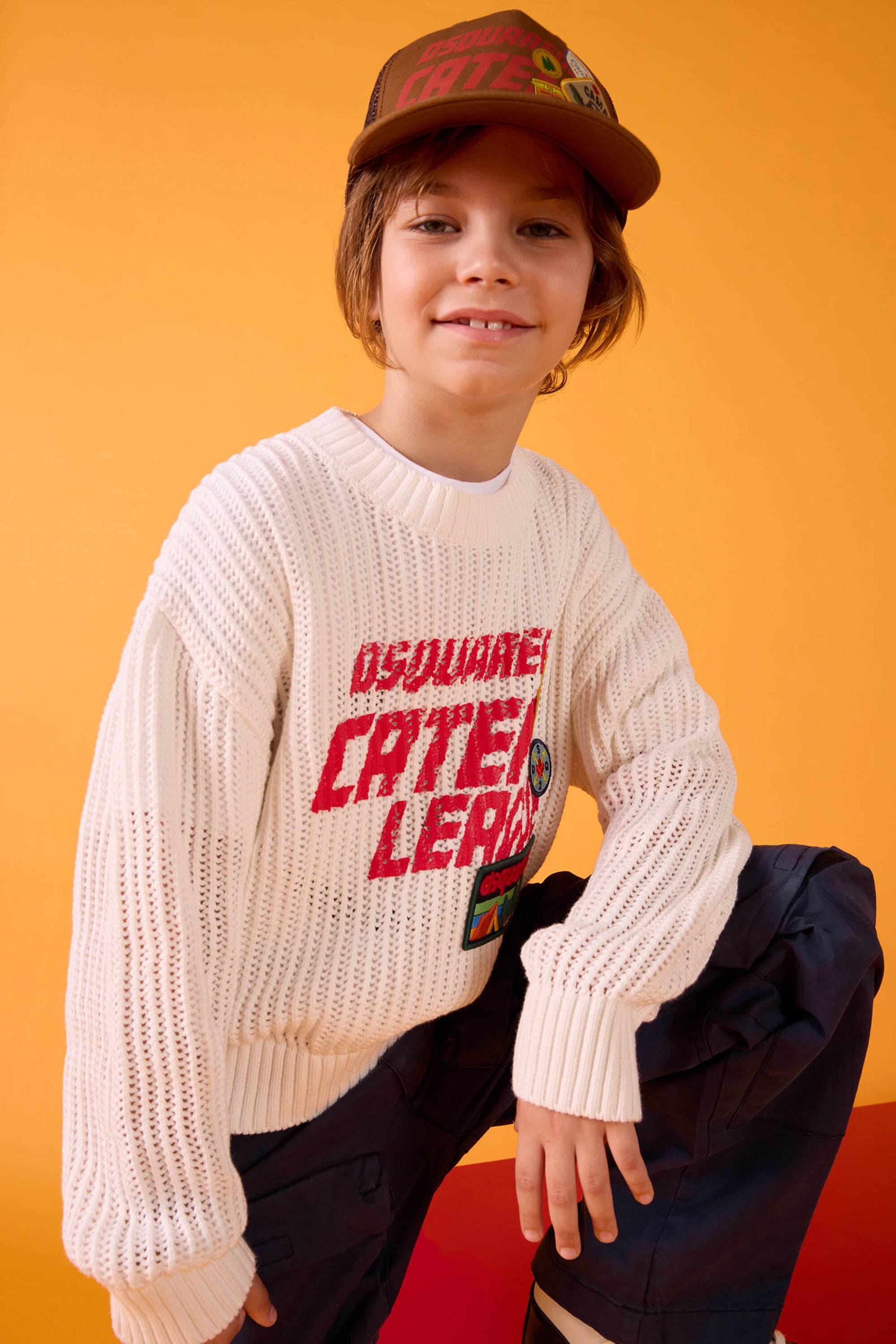 Rundhals-Pullover mit Logo