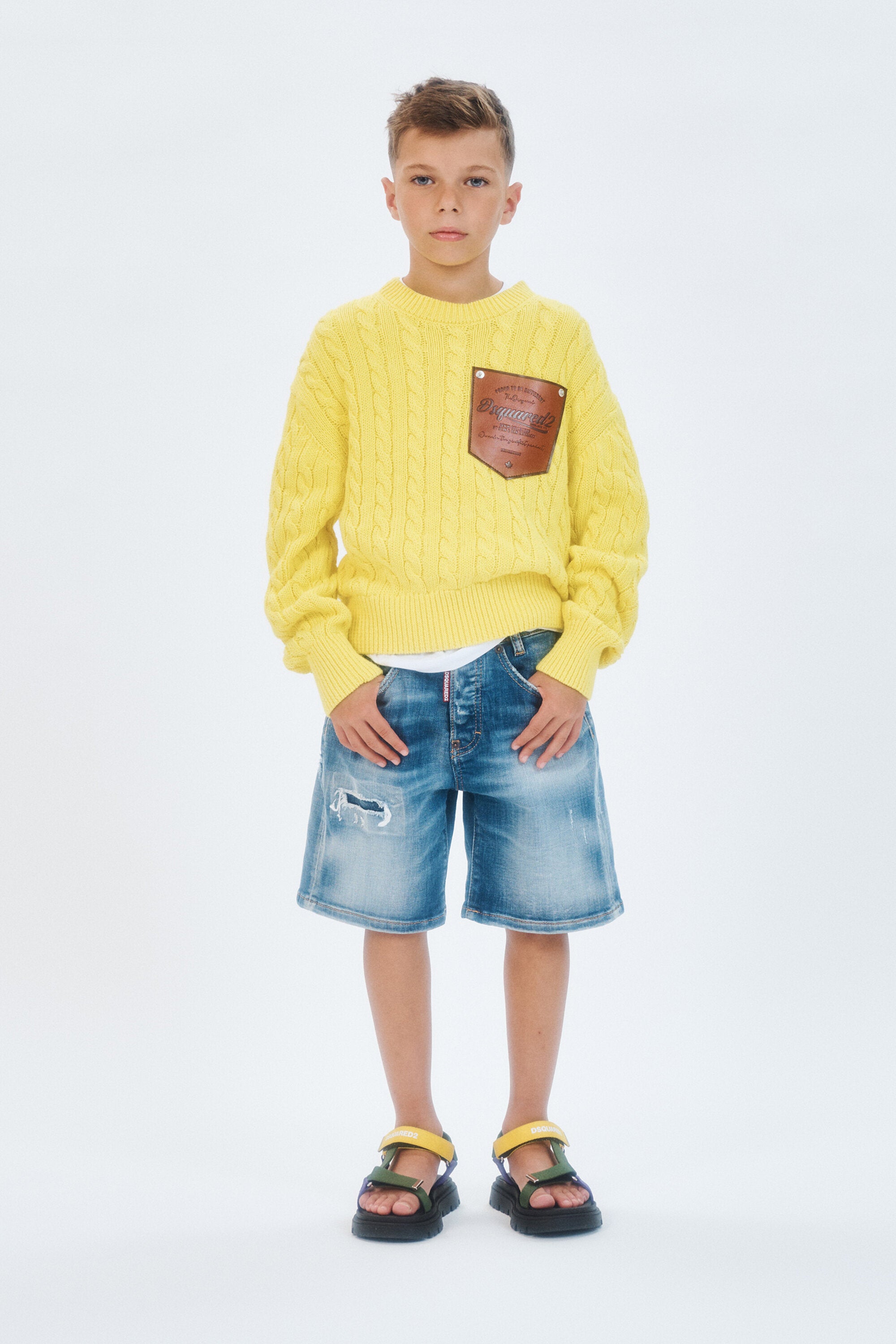 Jersey de punto trenzado con cuello redondo y logo