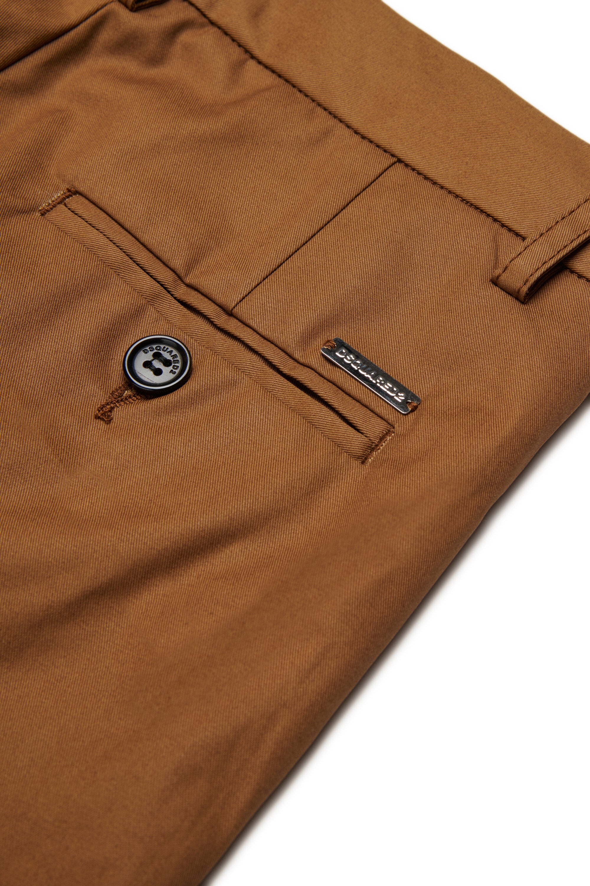 Pantalones chino de color liso