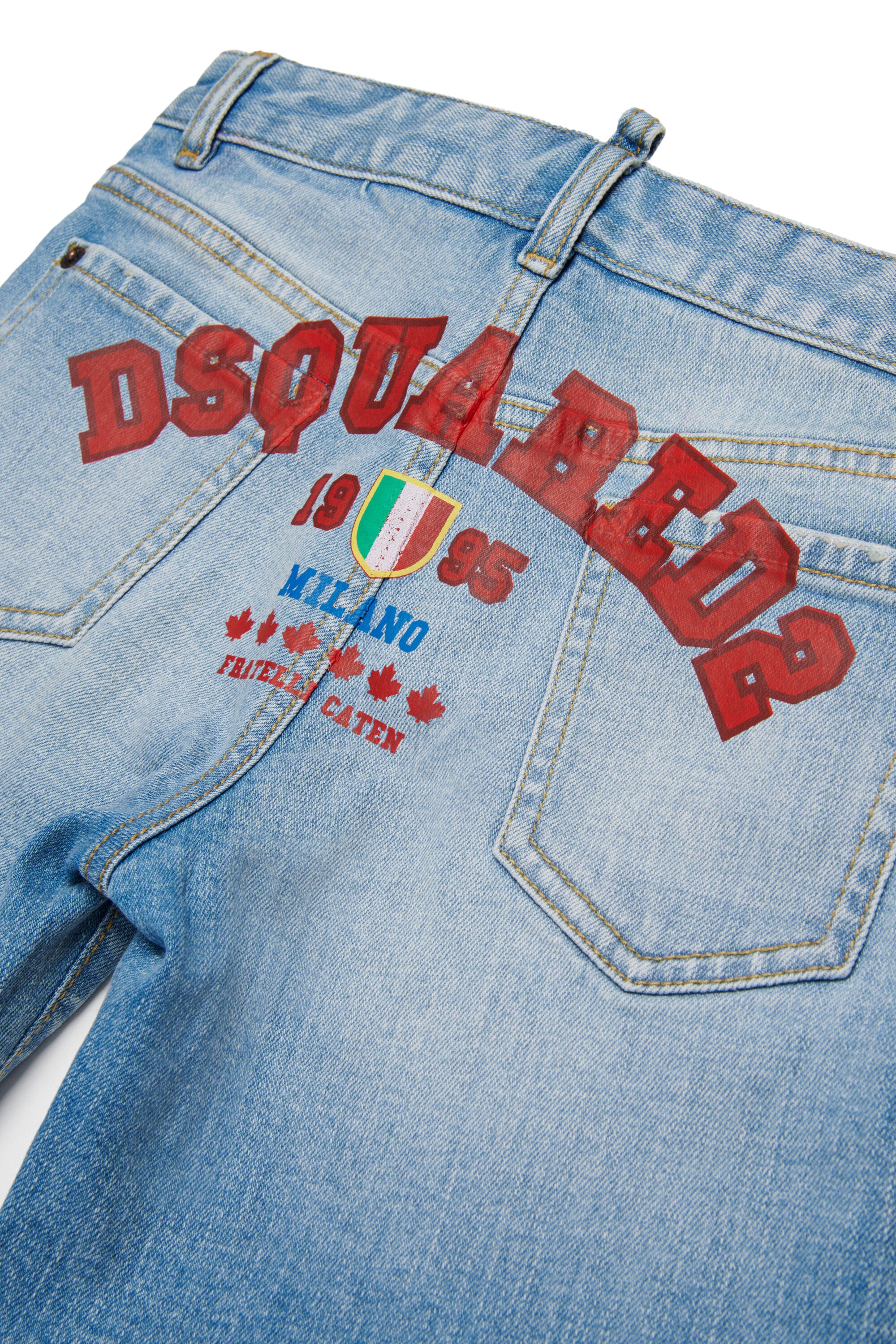 Short en denim bleu clair