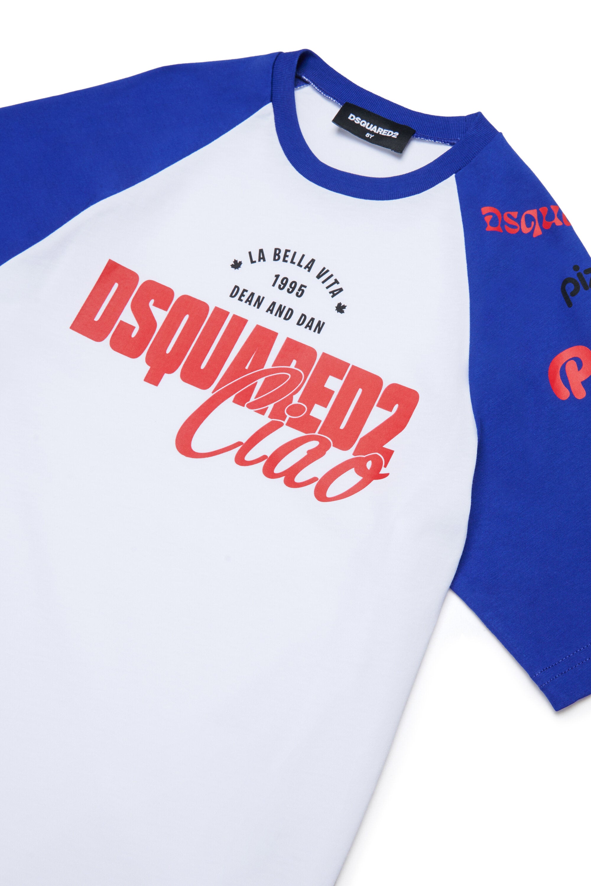 T-shirt con logo sul petto