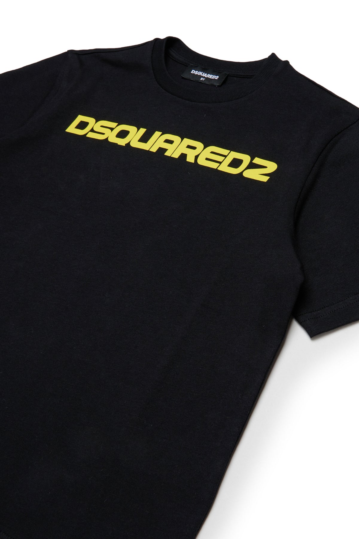 T-shirt avec logo sur la poitrine