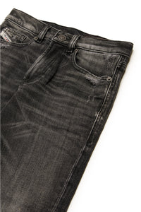 Jeans straight nero con abrasioni - 2010