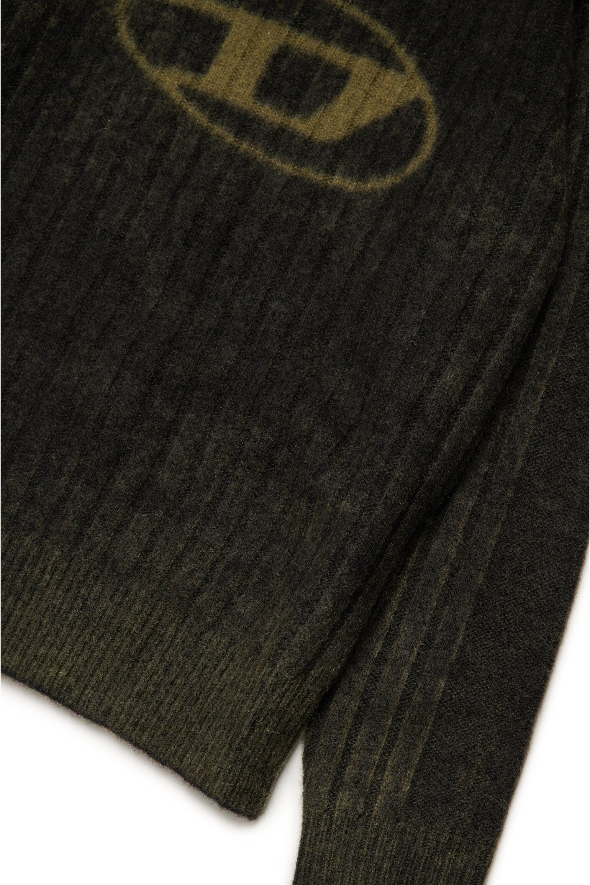 Pullover in misto lana a coste con logo oval D