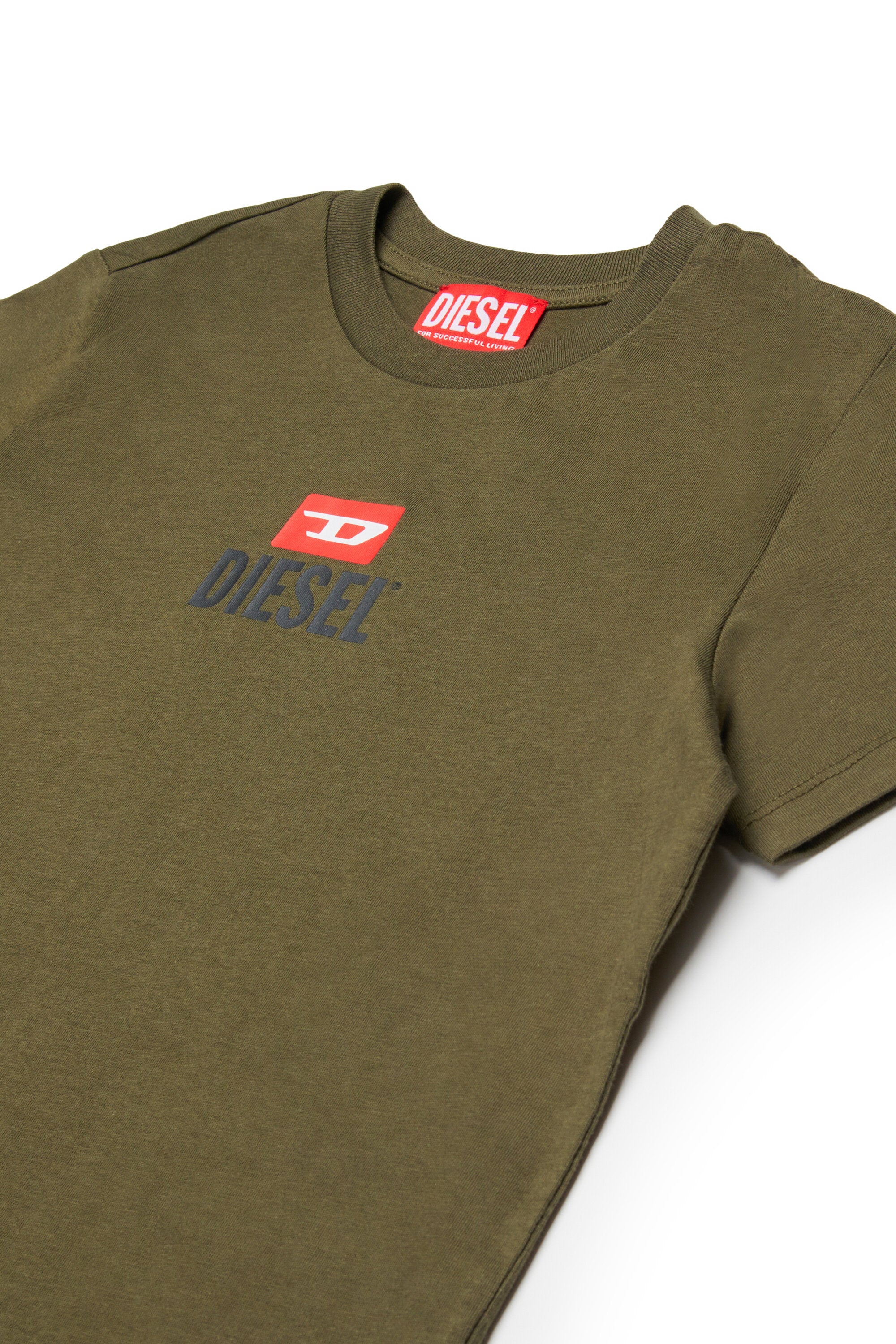 Conjunto de camiseta de punto y bermudas con logo D Diesel