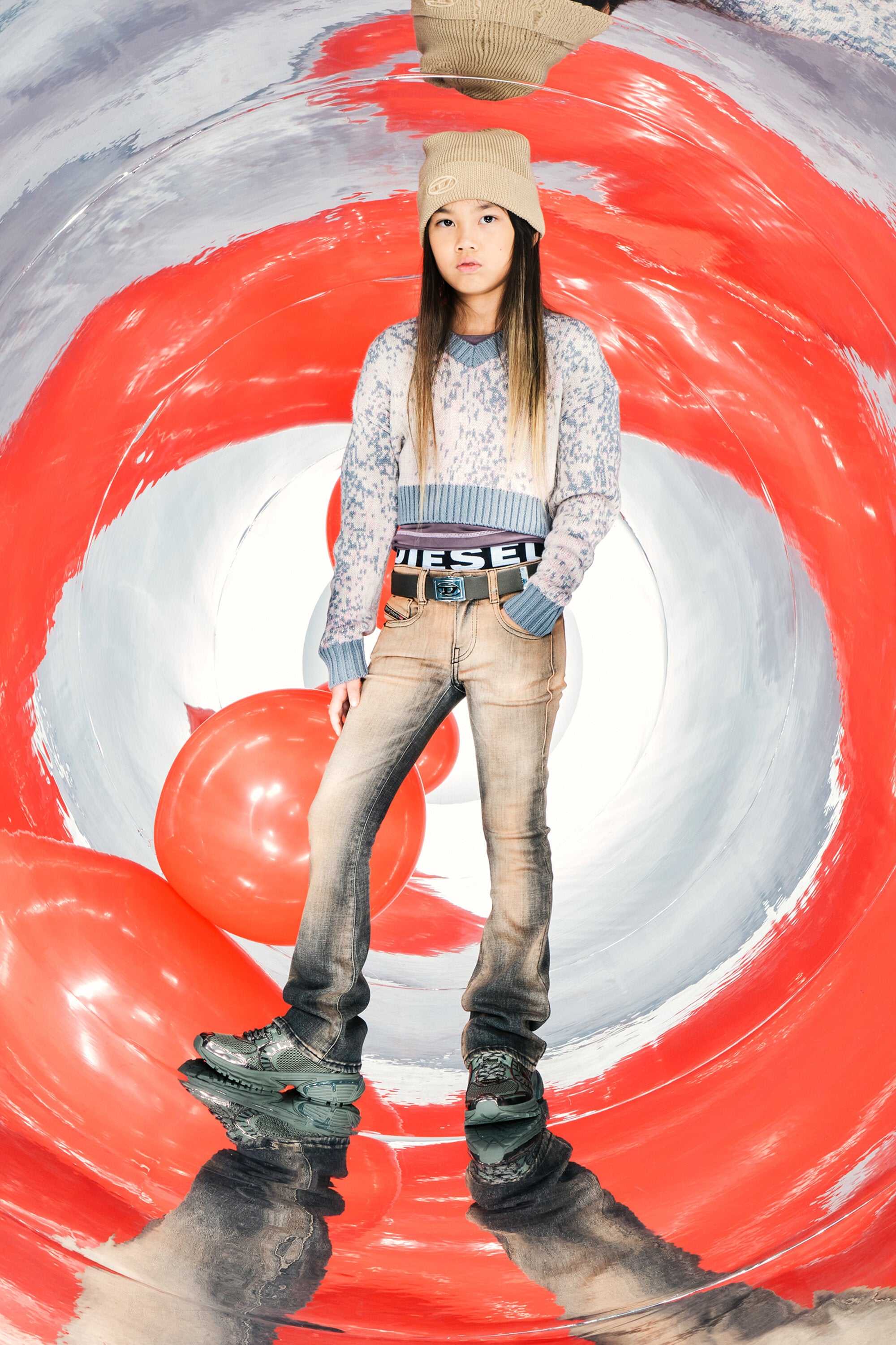 Maglione scollo a V allover Acid Rain