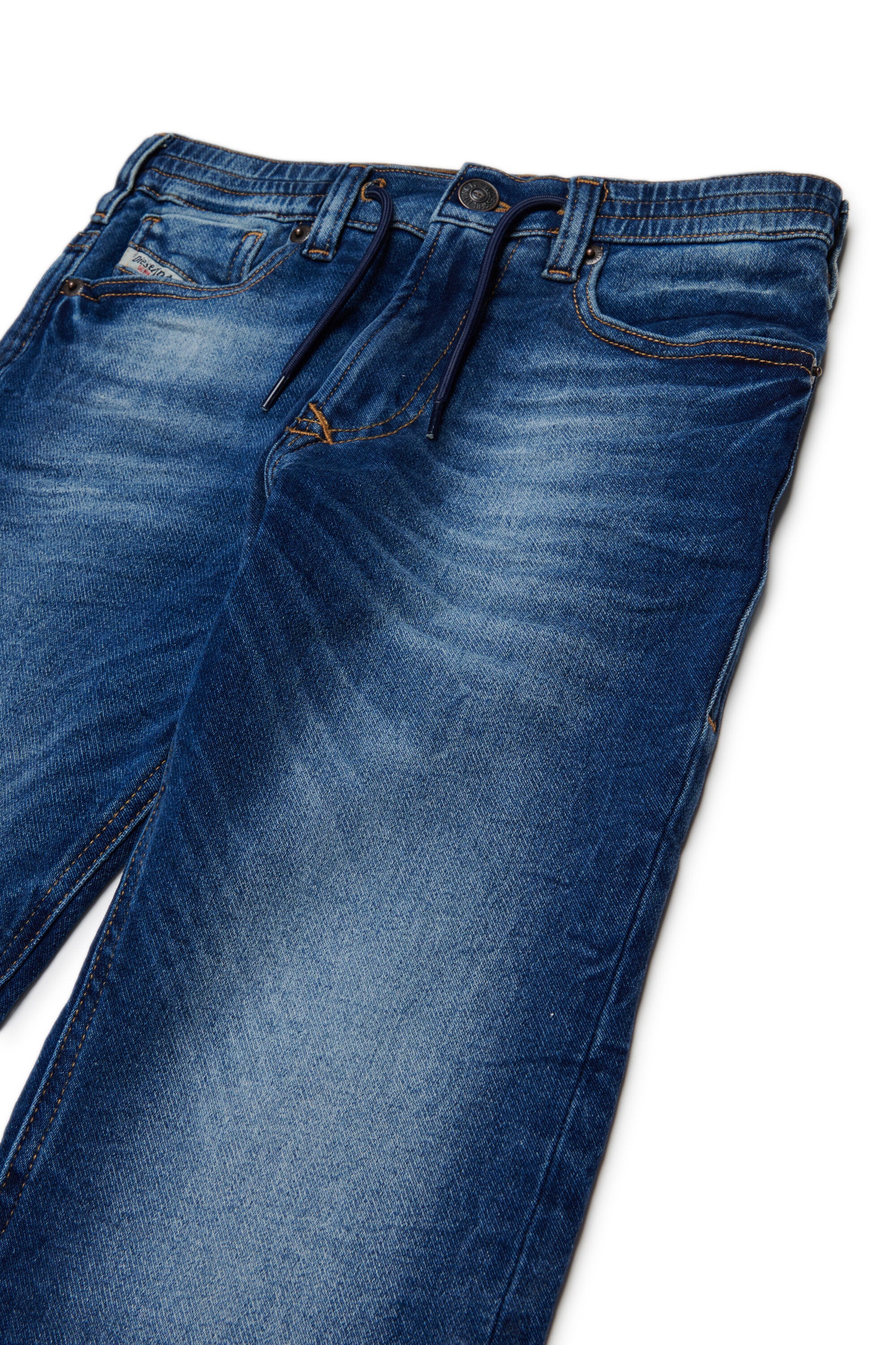 JoggJeans® corte relajado azul medio - D-Kros