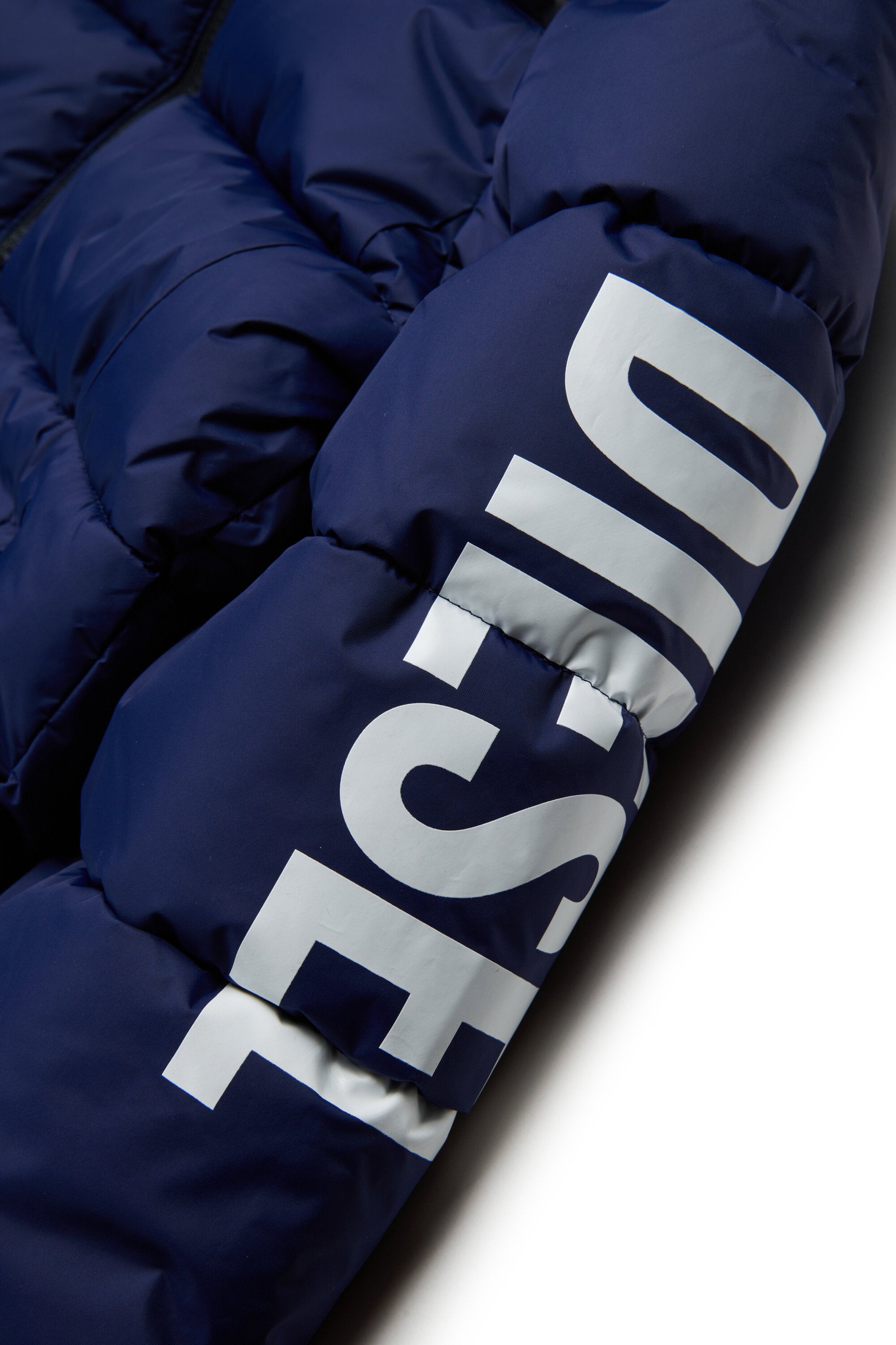 Padded jacket with logo