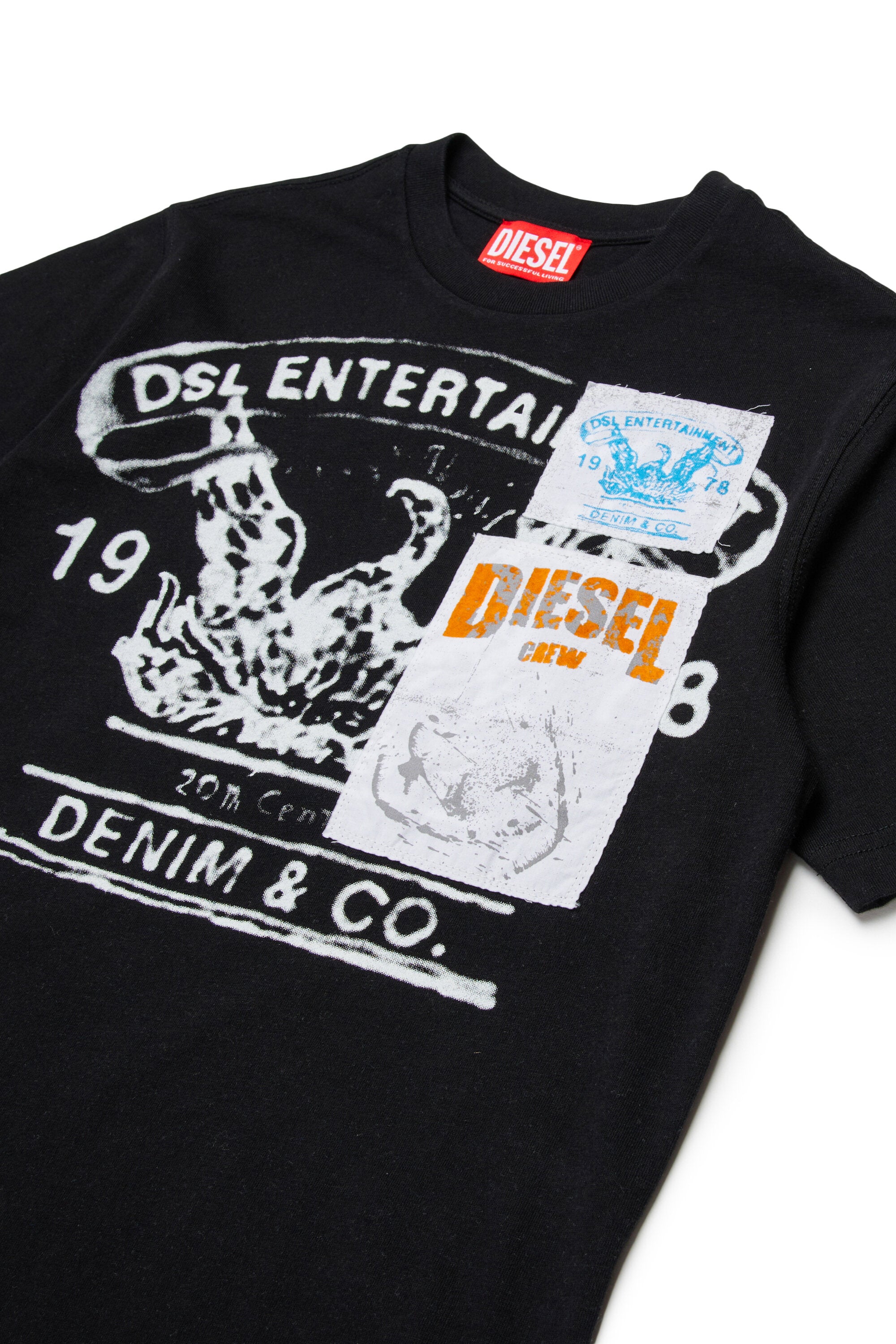 T-shirt con logo stampato