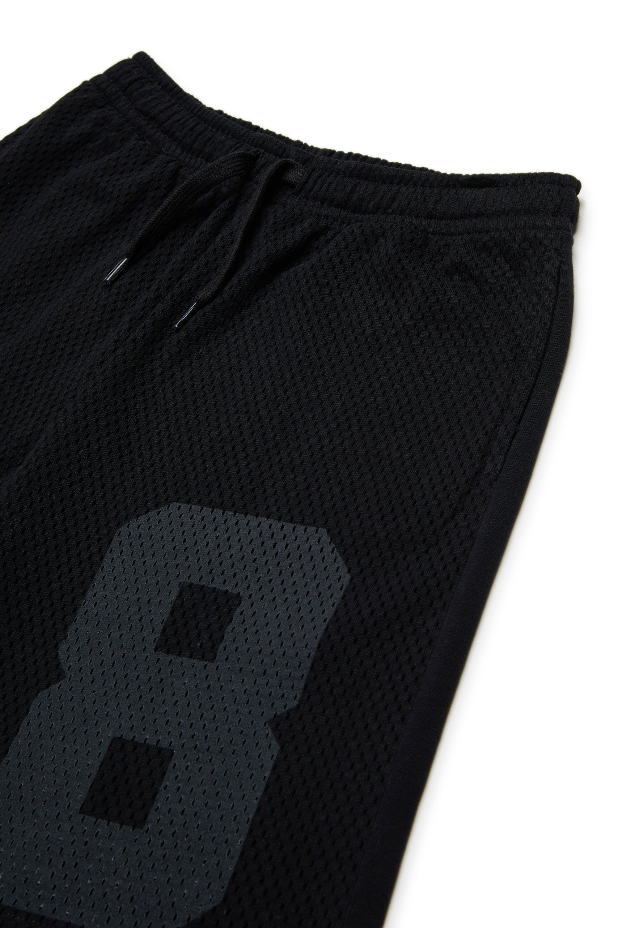 Shorts en molleton avec chiffres sur le devant