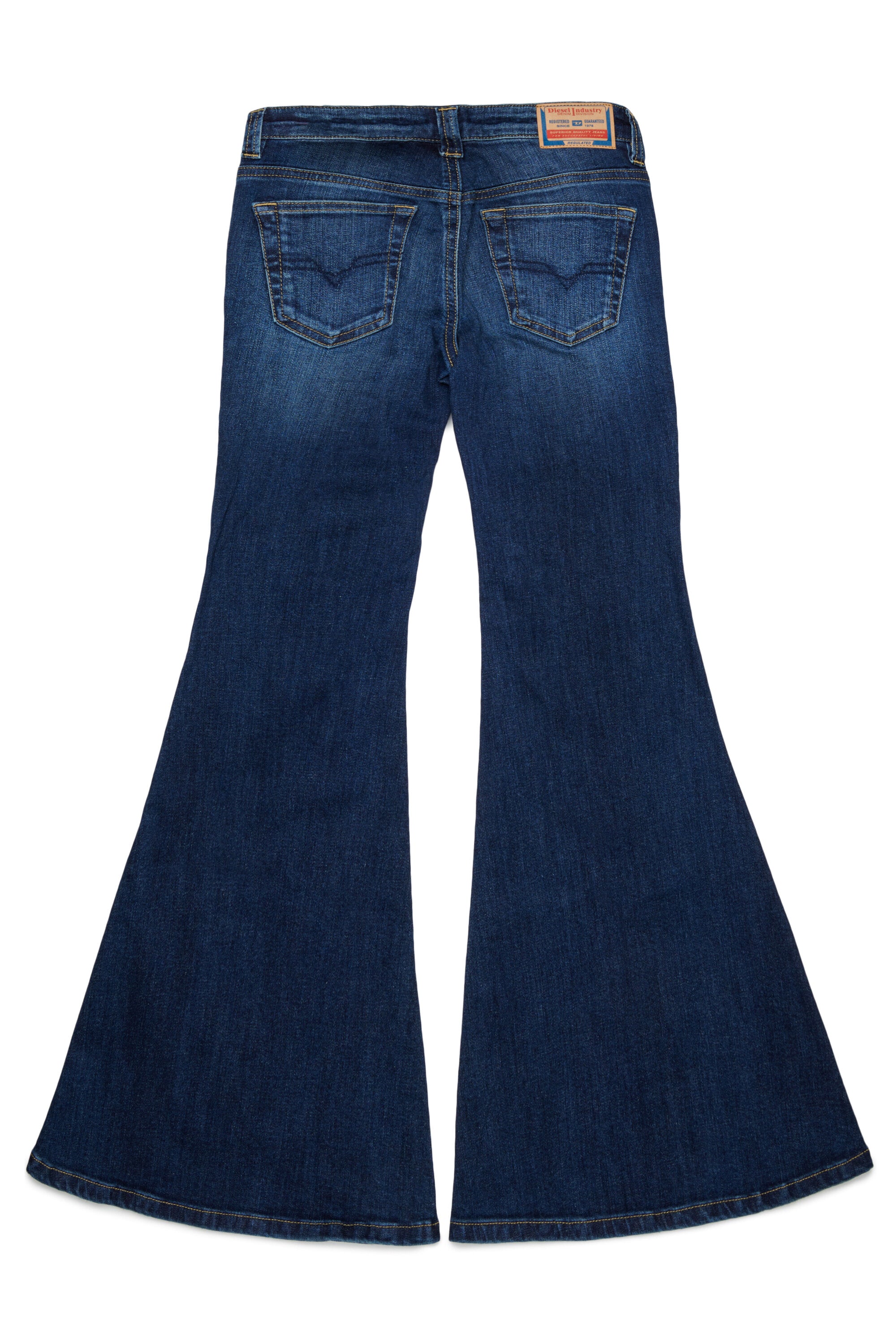 Jeans mit ausgestelltem Bein in Mittelblau - D-Blys