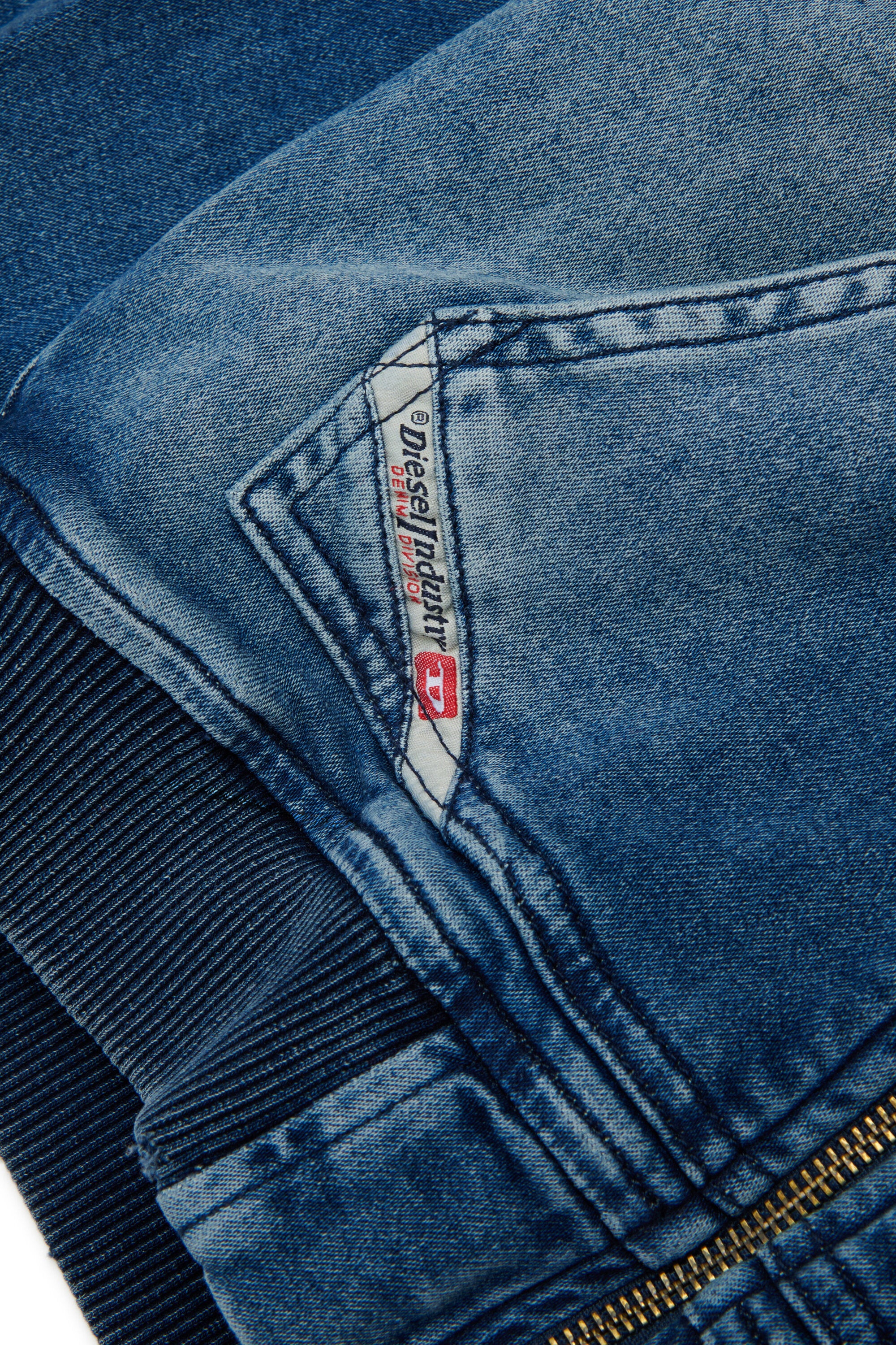 Sudadera con cremallera efecto denim y logo
