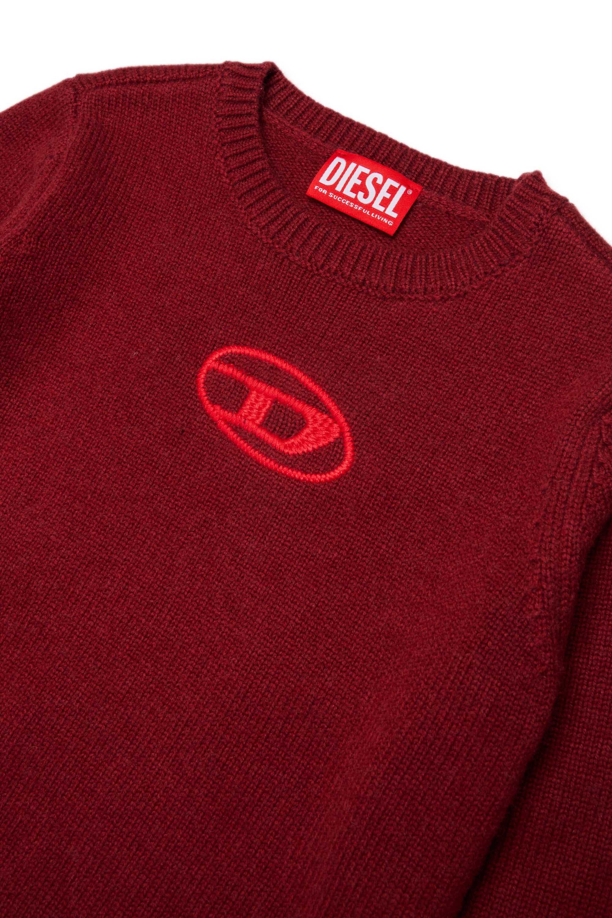Rundhals-Pullover mit Logo