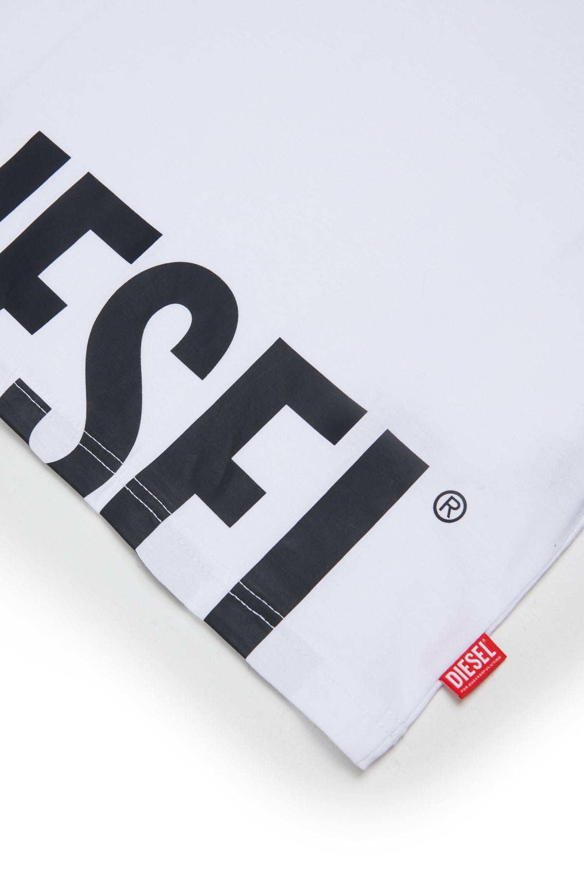 T-Shirt mit Logo