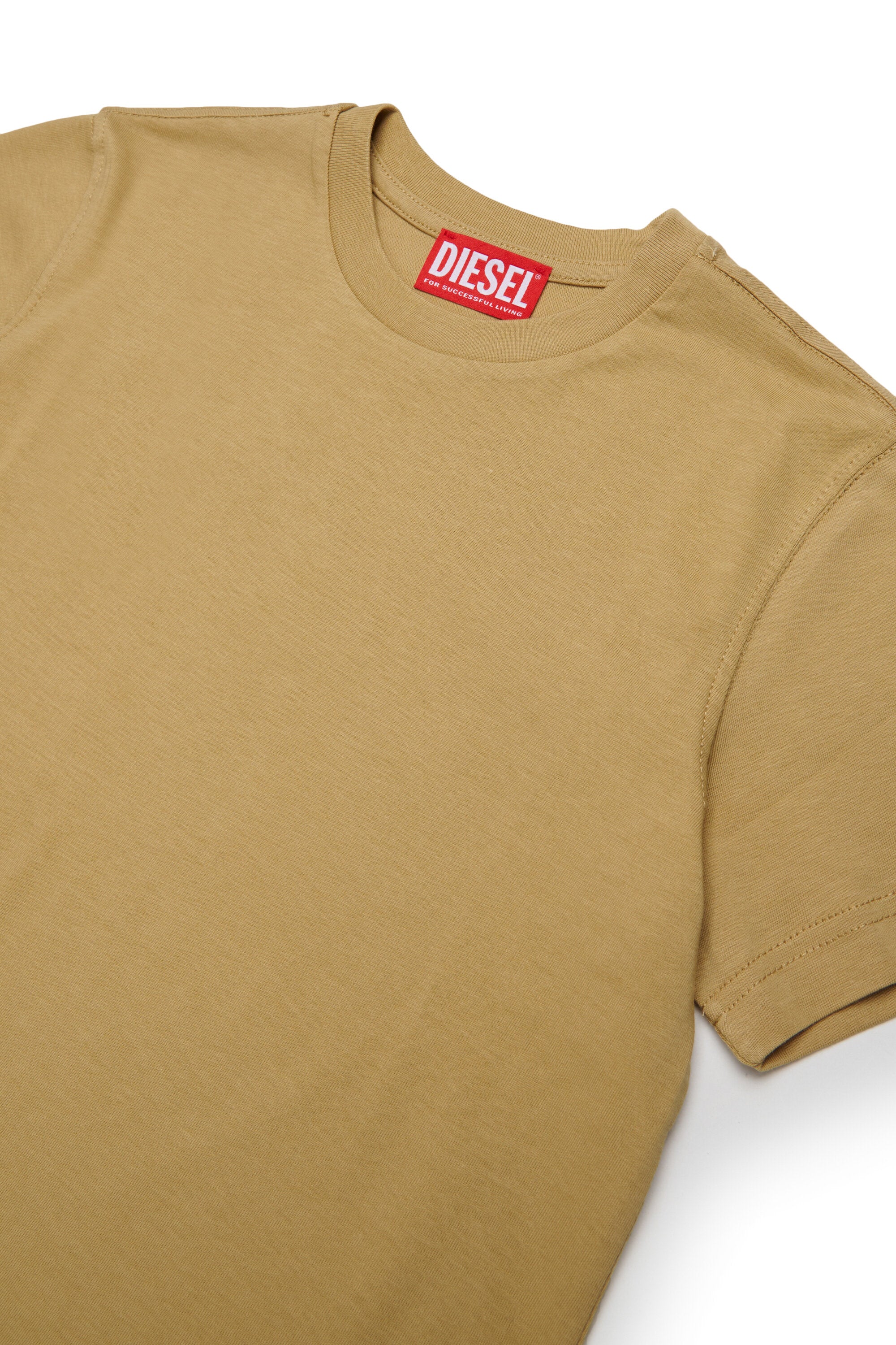 Camiseta con logo