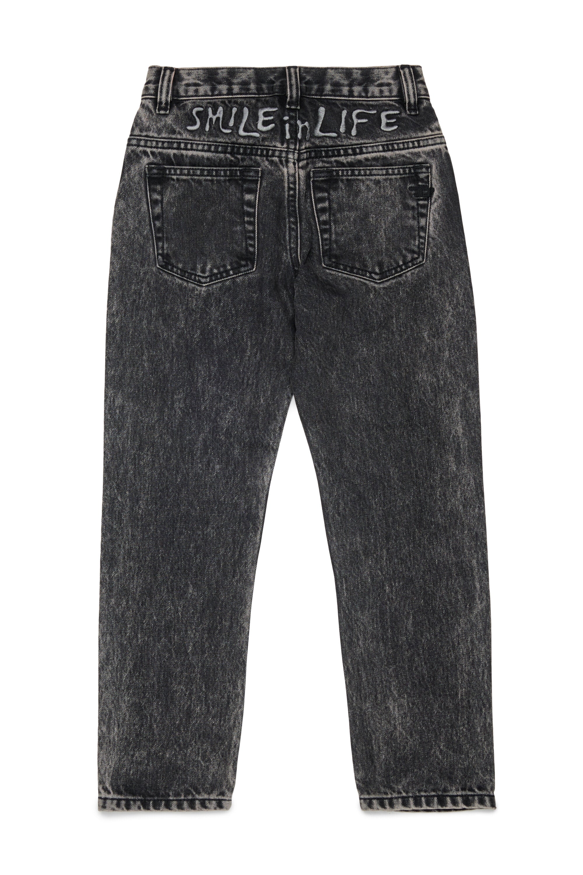 Jeans corte regular en lavado negro - 2020 D-Viker