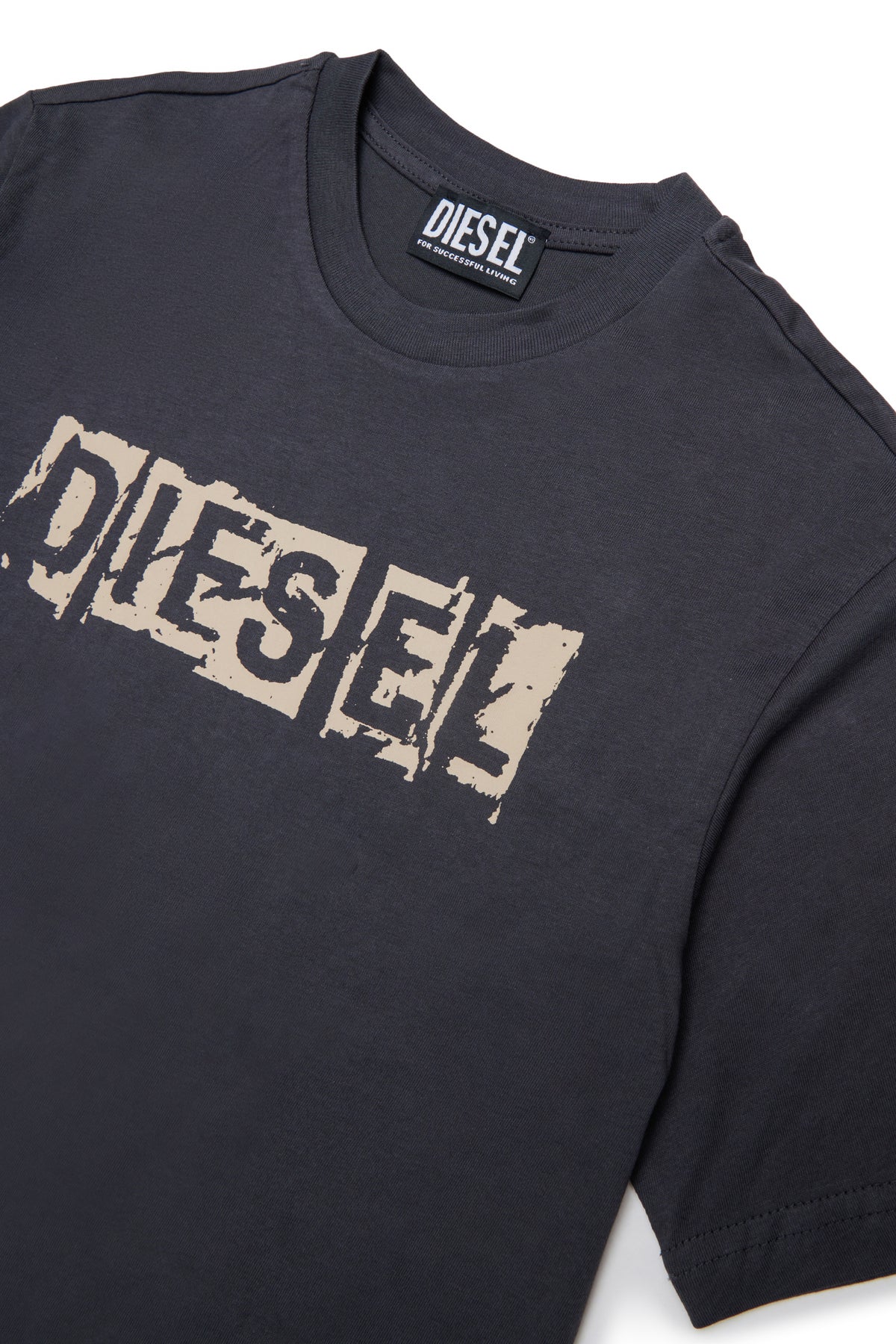 T-shirt with logo