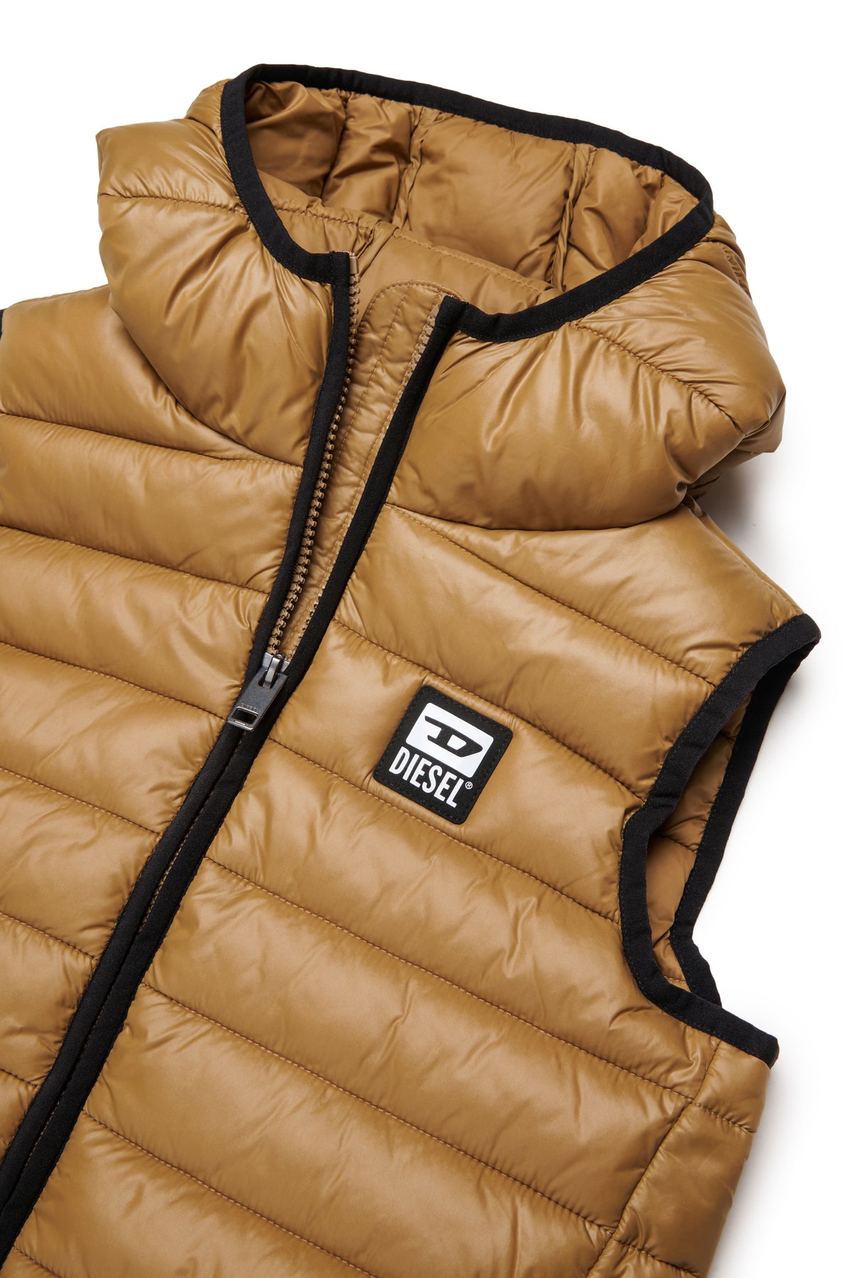 Gestepptes Gilet mit Logo