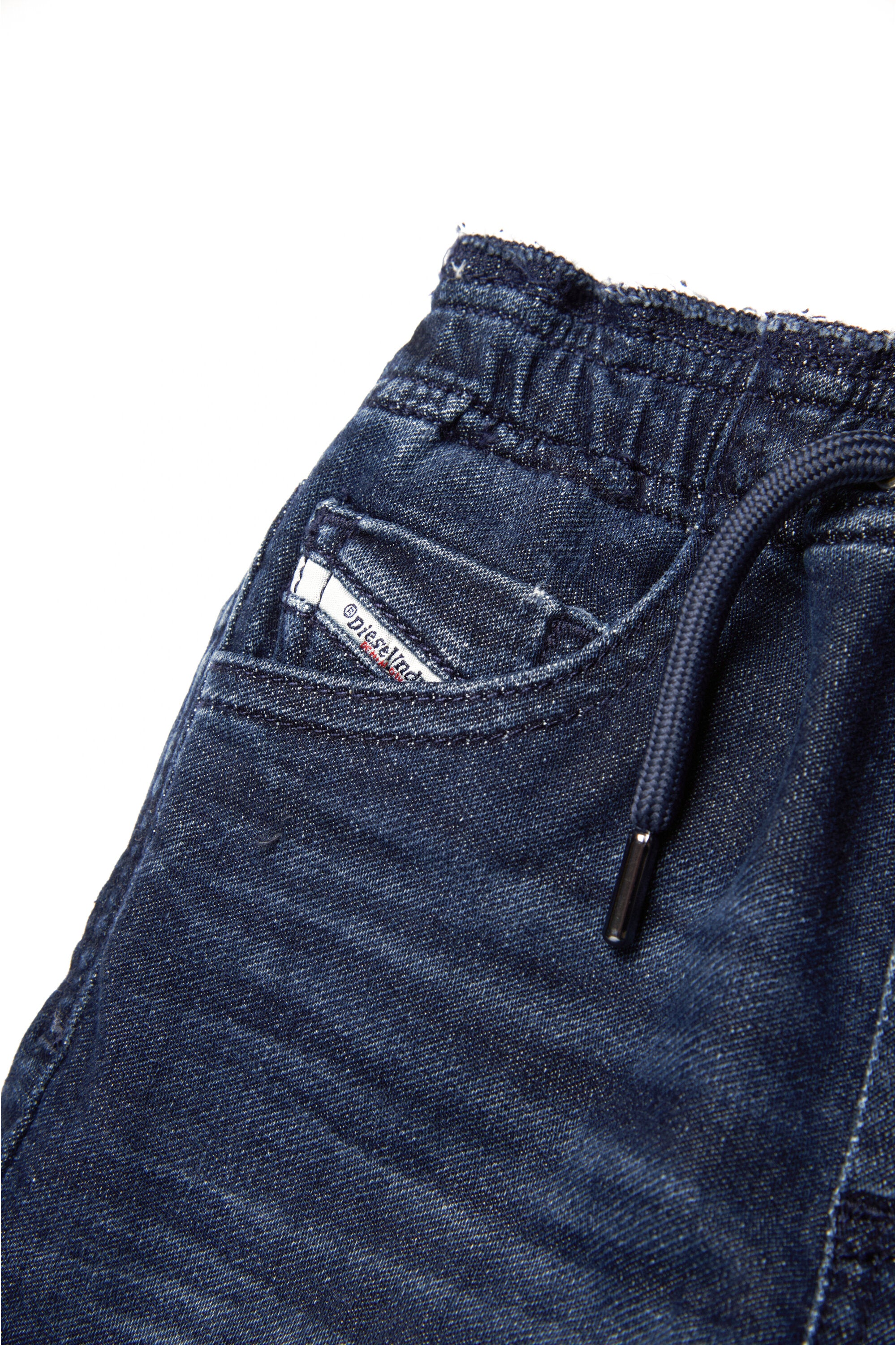 JoggJeans® relaxed scuro - D-Marcie-B