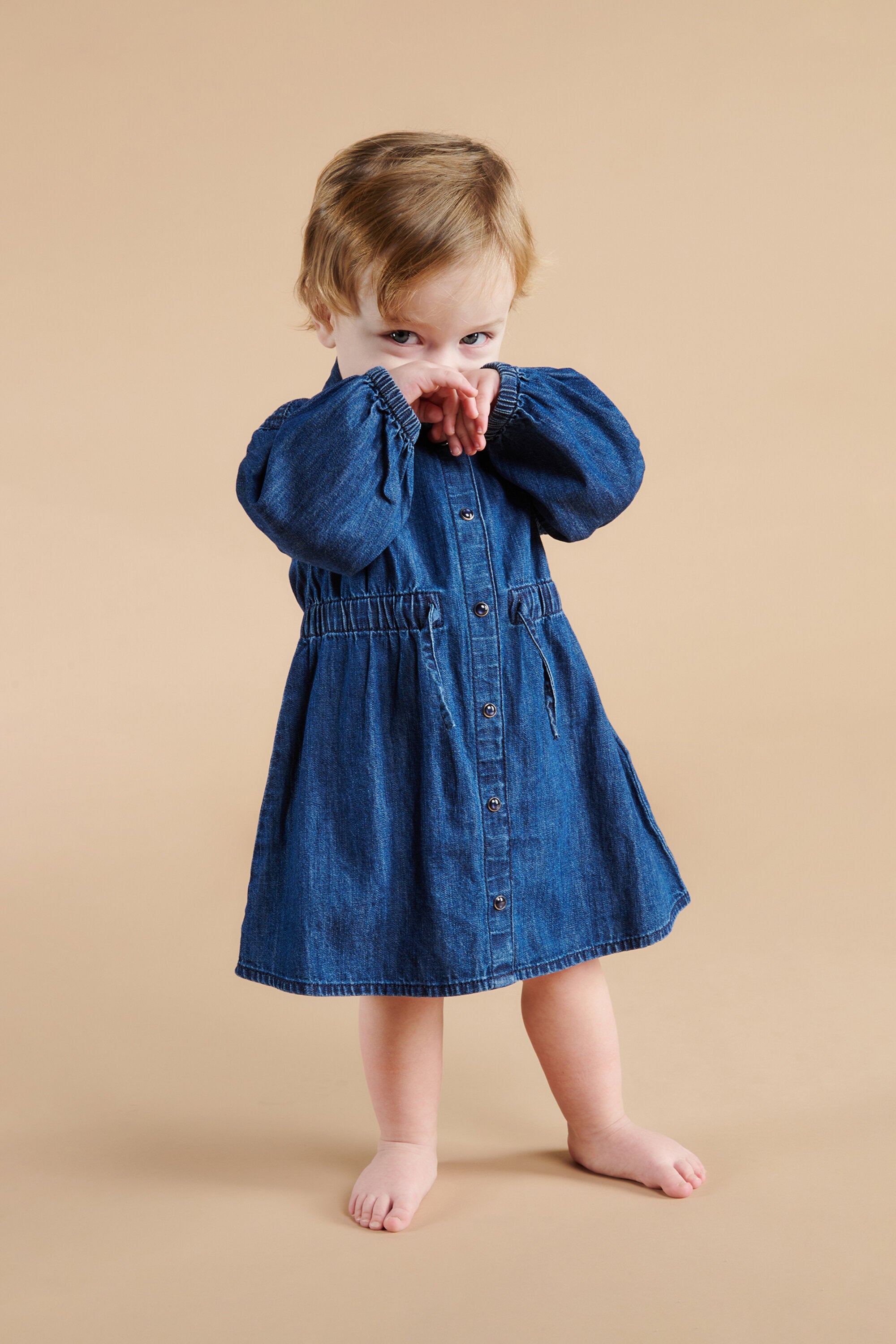 Robe en denim léger avec cordons de serrage