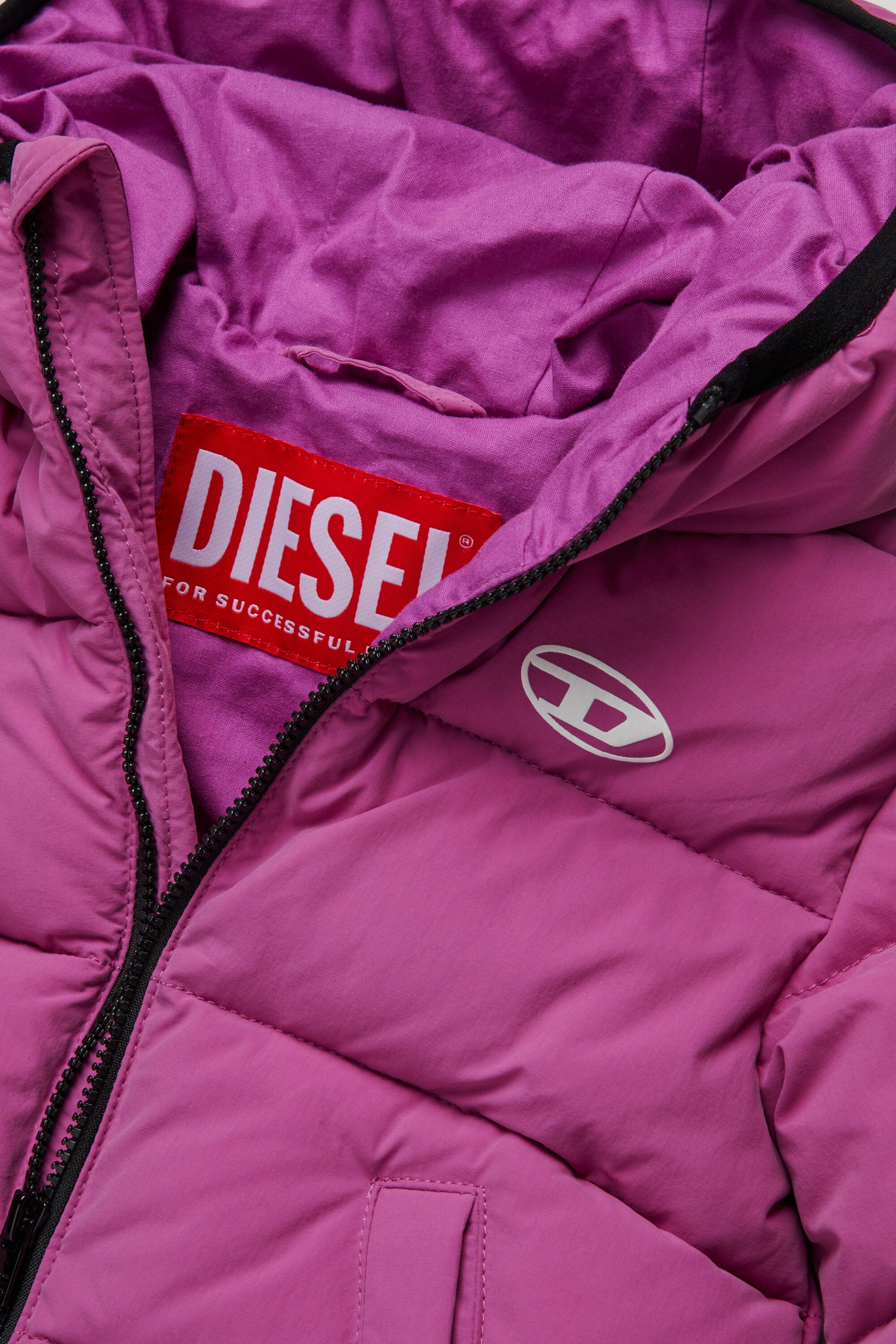 Veste courte matelassée avec logo Oval D
