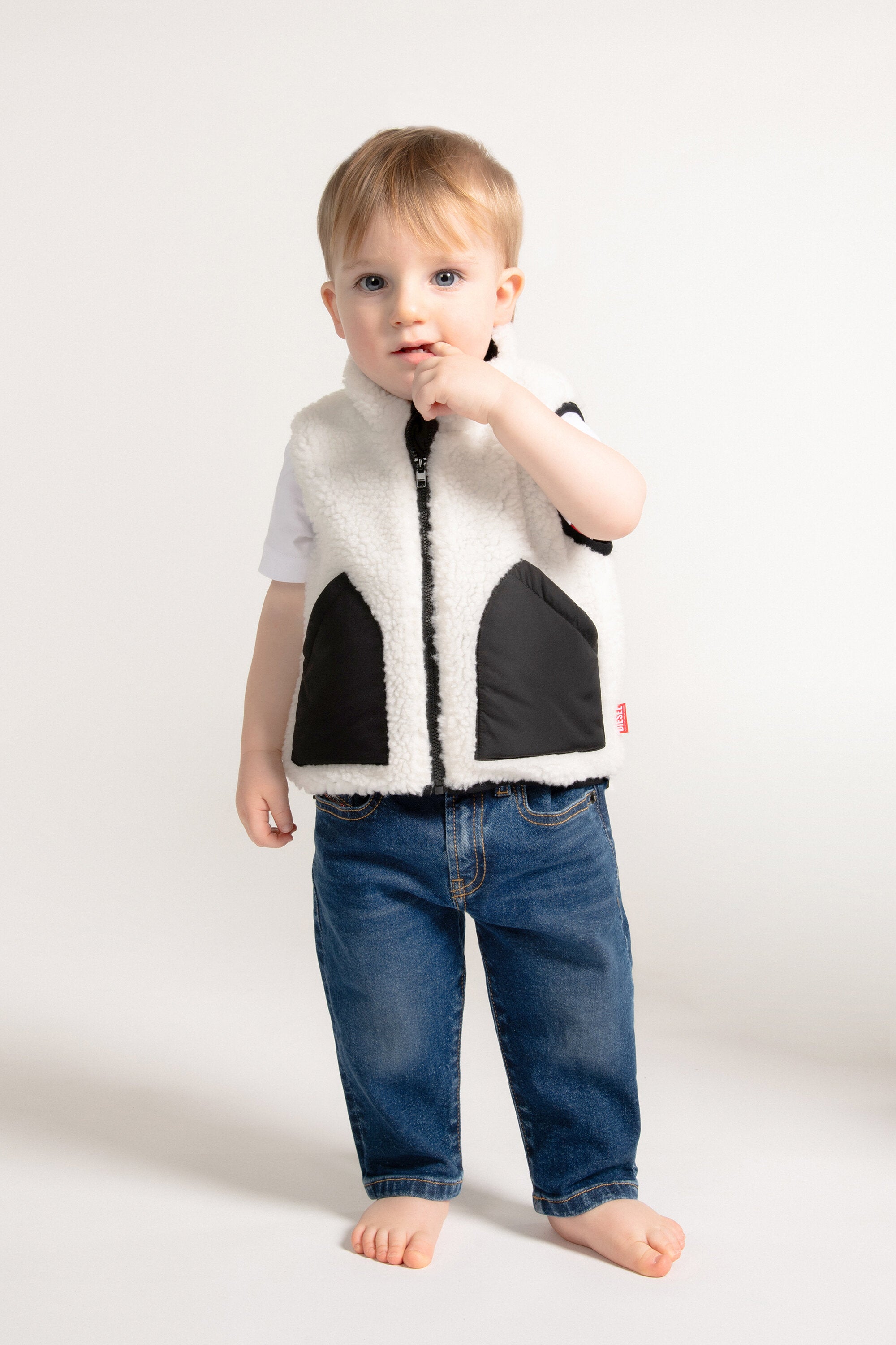 Gilet aus Teddy mit Logo