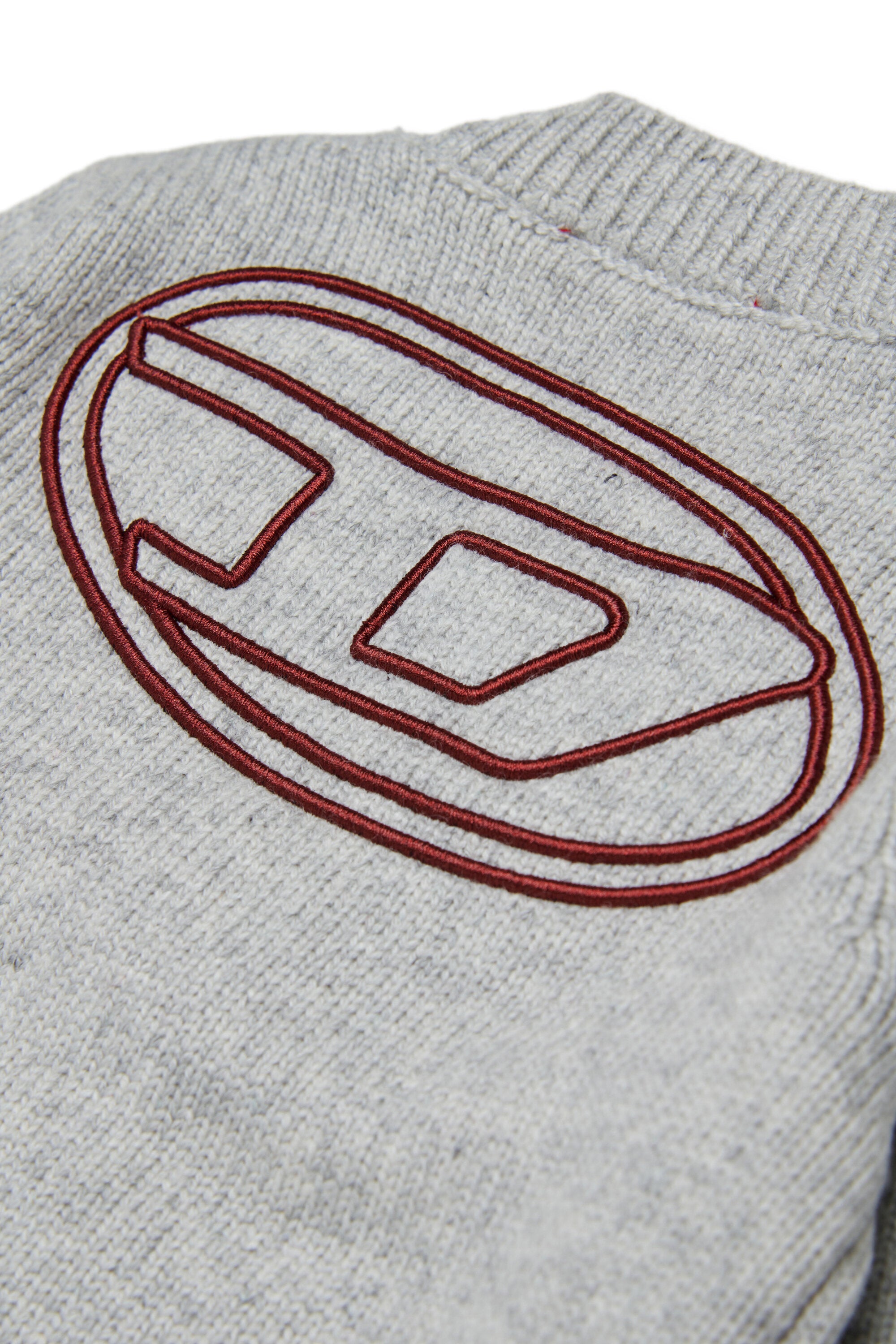 Cardigan mit Logo auf der Rückseite
